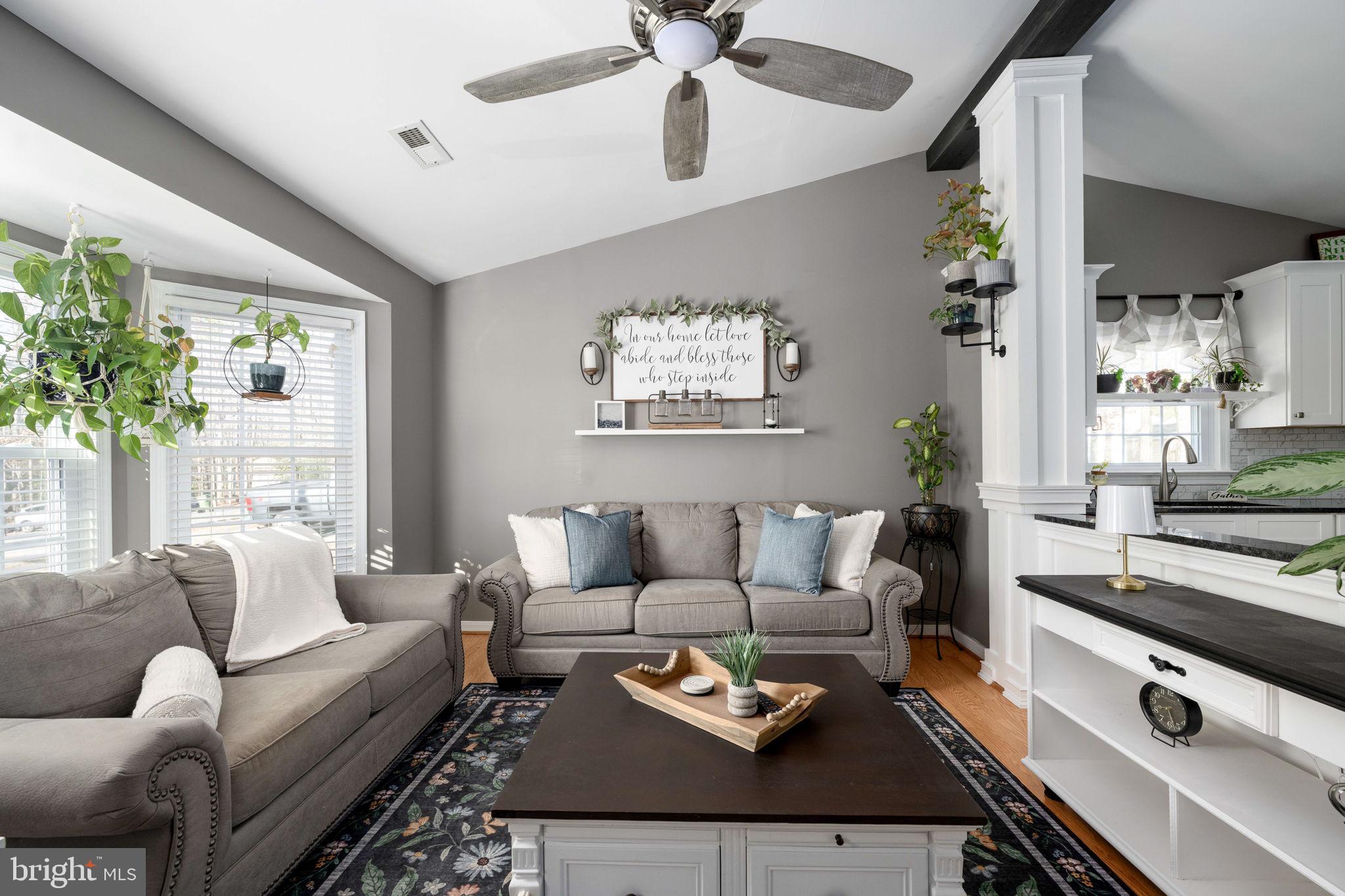 LAKE LAND OR - Residential