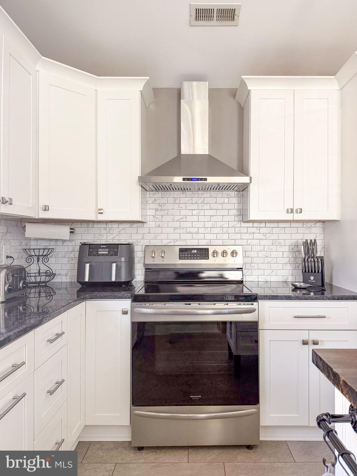 LAKE LAND OR - Residential