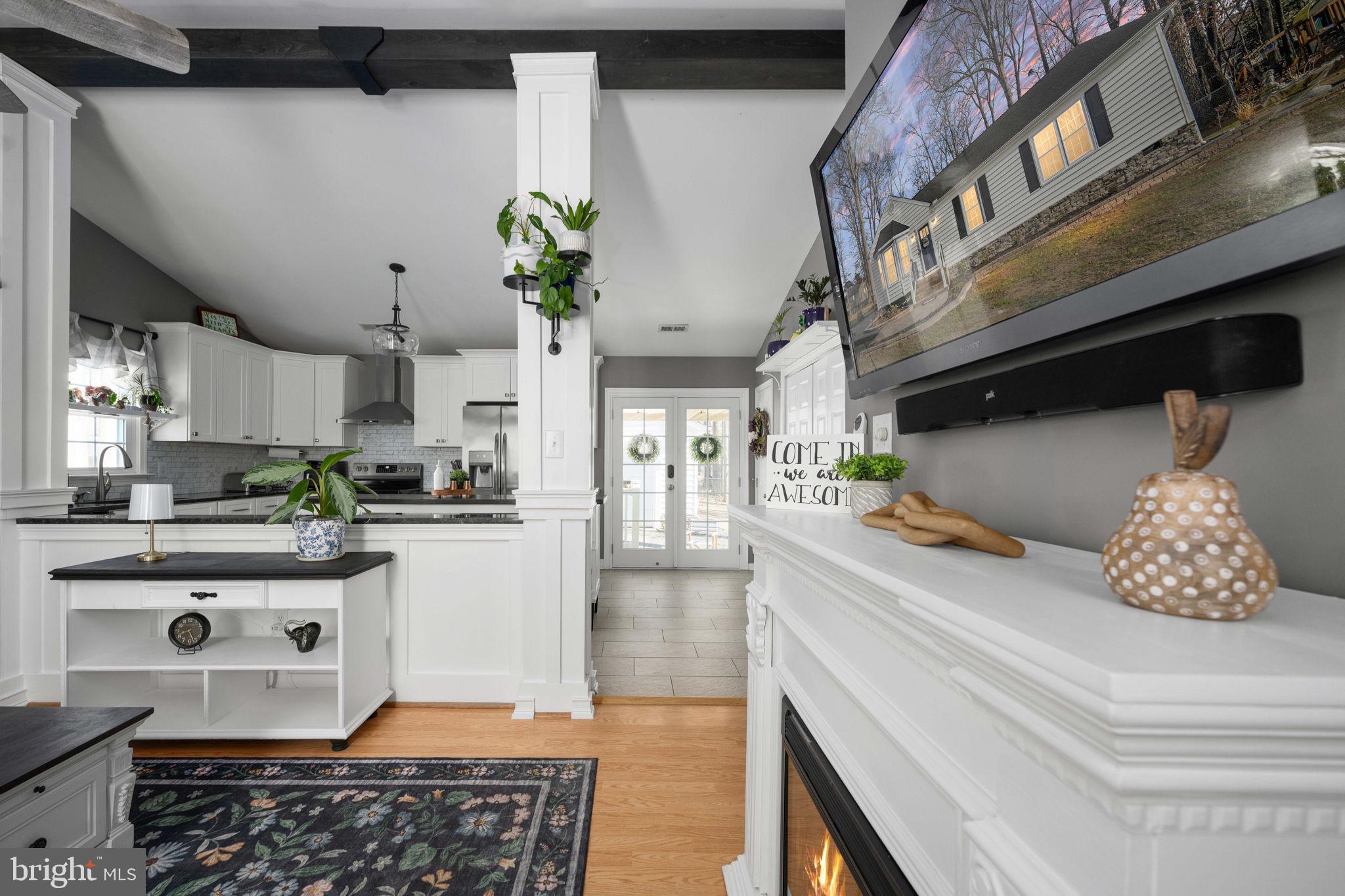 LAKE LAND OR - Residential