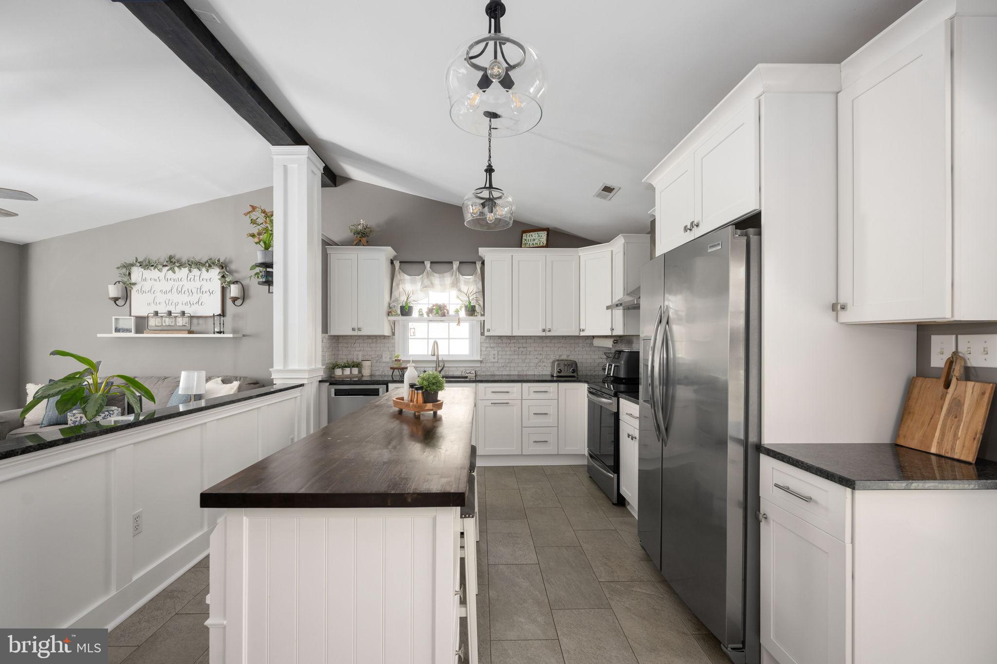 LAKE LAND OR - Residential