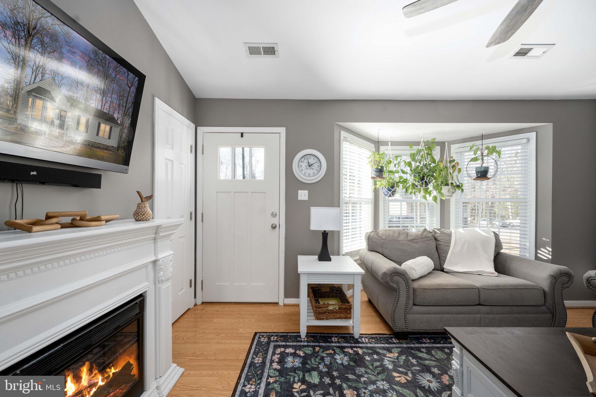 LAKE LAND OR - Residential