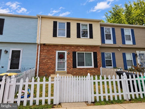 Townhouse For Sale - 6714 Hawthorne Street<br/> LANDOVER, MD 20785