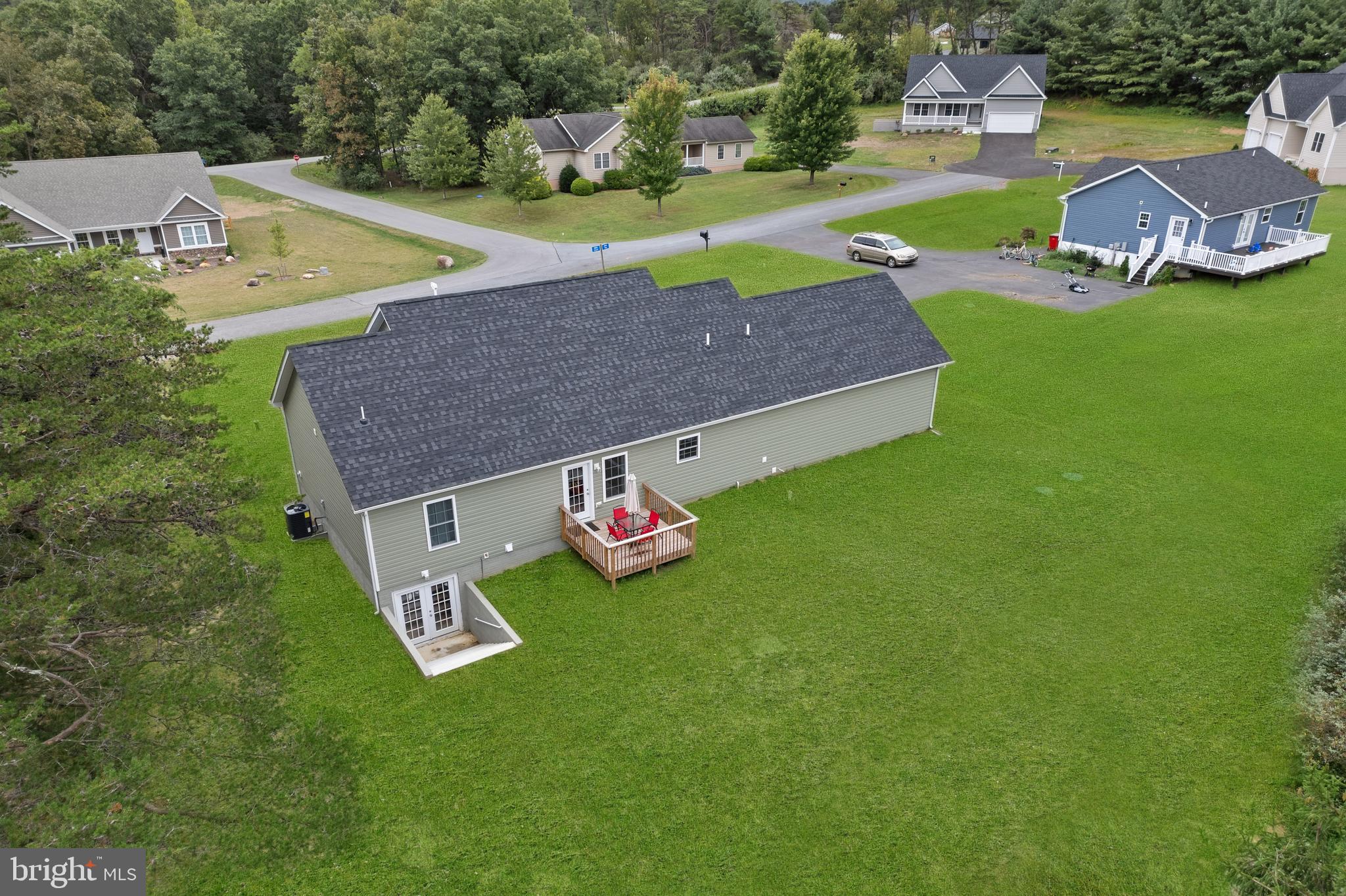 CACAPON SOUTH - Residential