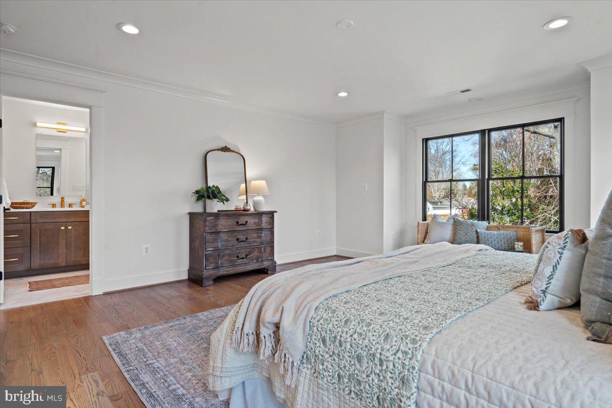 HOLLIN HALL VILLAGE - Residential