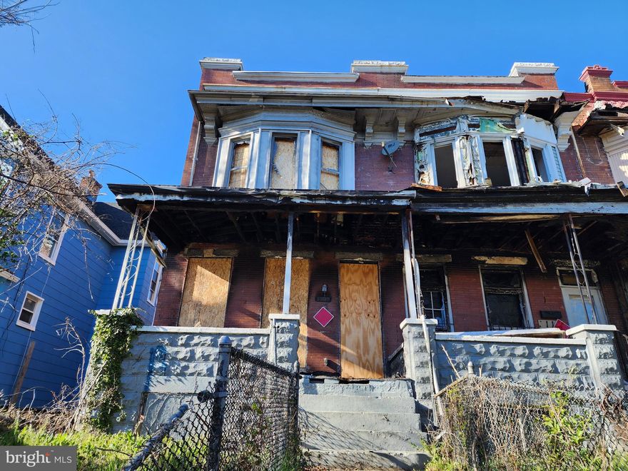 ONLINE AUCTION: Bidding begins 7/12 @ 10:00 AM. Bidding ends 7/14 @ 12:30 PM. List Price is Suggested Opening Bid. This 2-story detached home is located in the Rosemont neighborhood of Baltimore, Maryland. The property boasts 3 bedrooms and 1 bathroom. The area is surrounded by attractions such as Gwynns Falls Park, Leon Day Park, and Hanlon Park, providing ample outdoor recreational options. For shopping needs, Walbrook Junction Shopping Center and Mondawmin Mall are both within a short drive. Coppin State University is also nearby. Major traffic arteries in the area include W North Avenue and Reisterstown Road, providing easy access to the rest of the city. Deposit: $5,000.