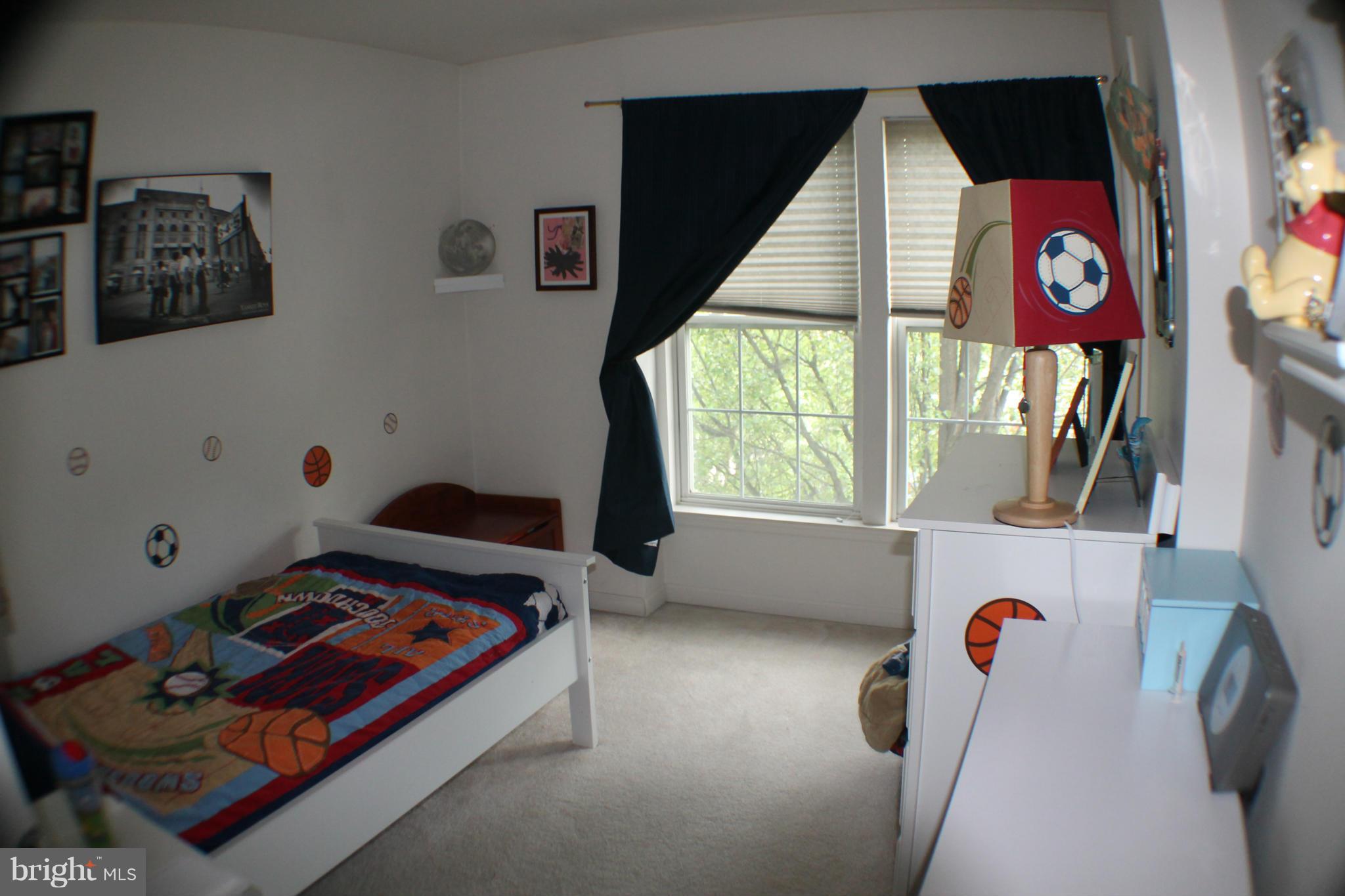 CENTRE RIDGE - Residential