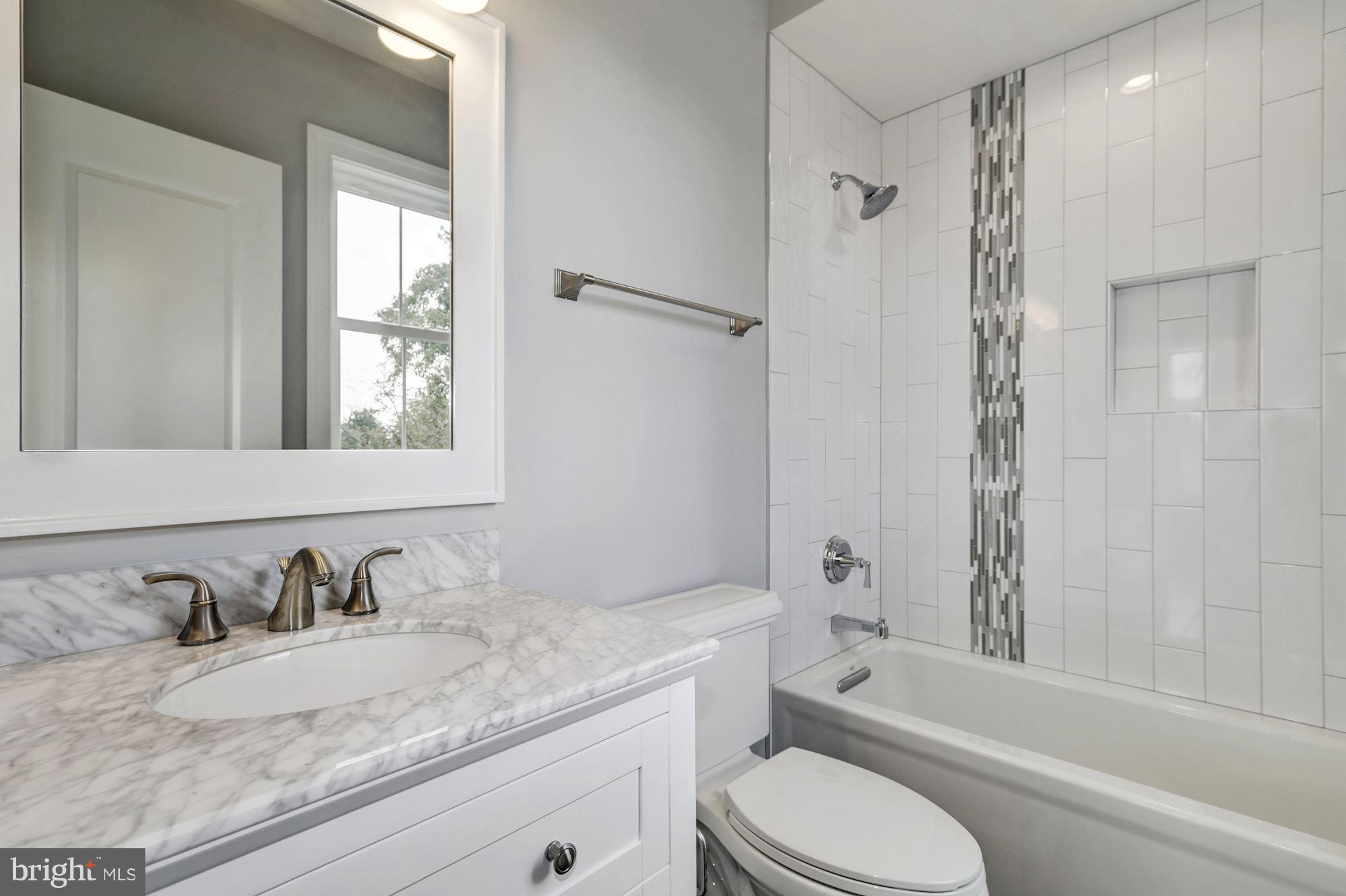 HIGHVIEW PARK - Residential