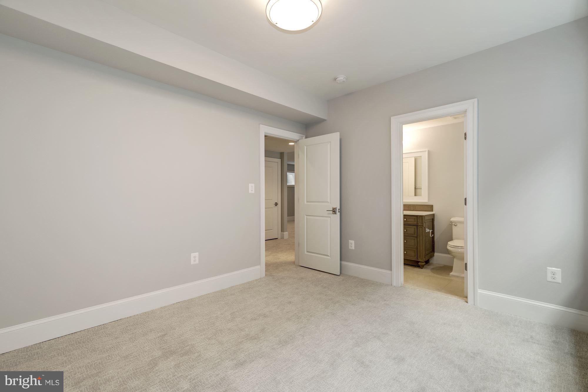 HIGHVIEW PARK - Residential