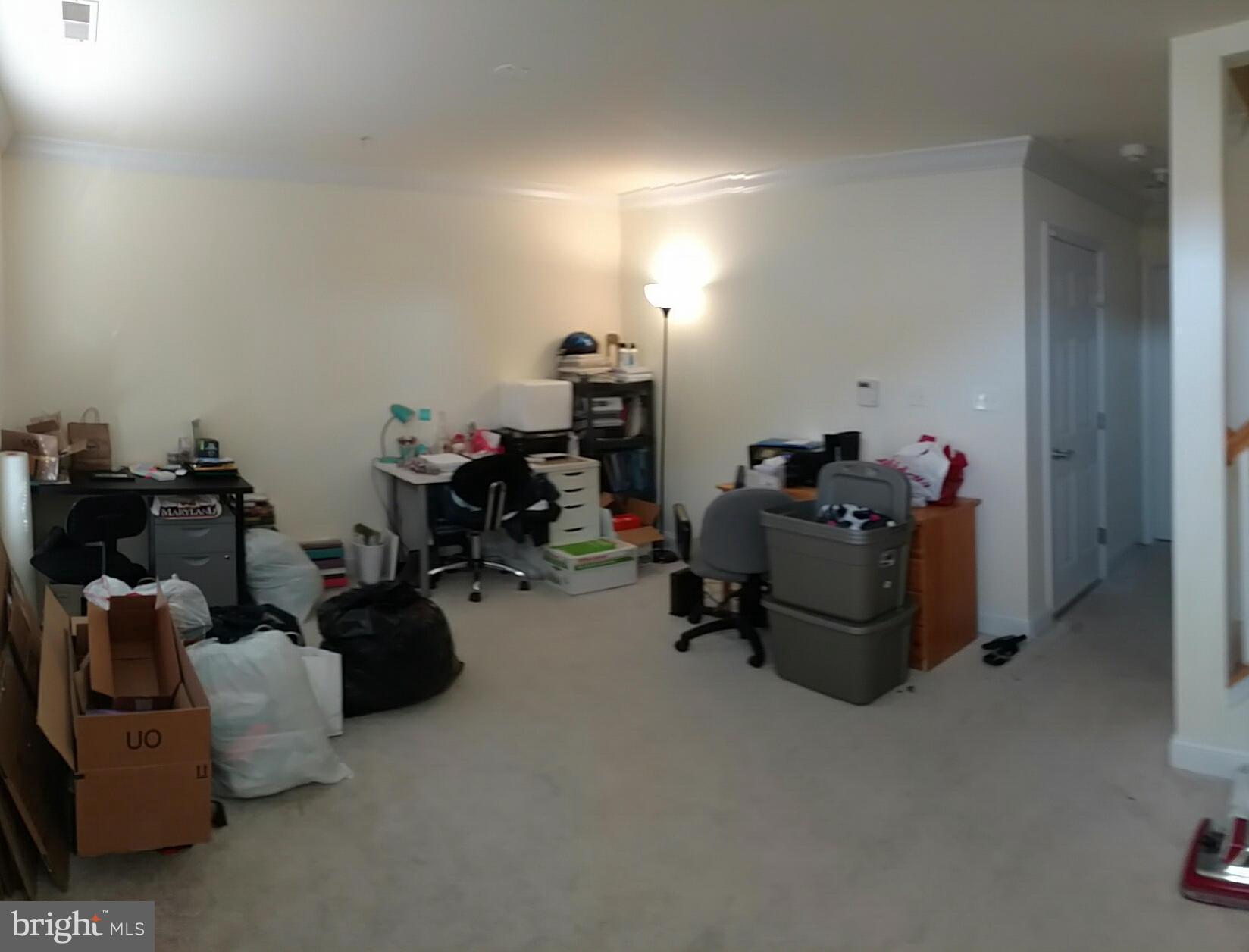 CAMDEN CROSSING - Residential Lease