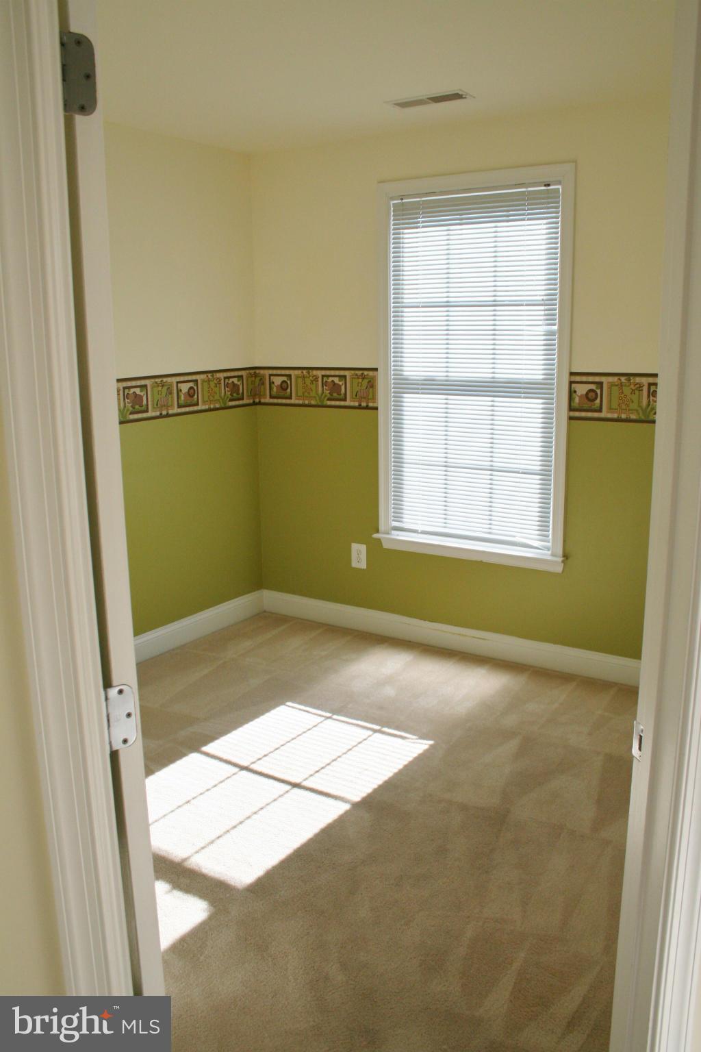 CAMDEN CROSSING - Residential Lease