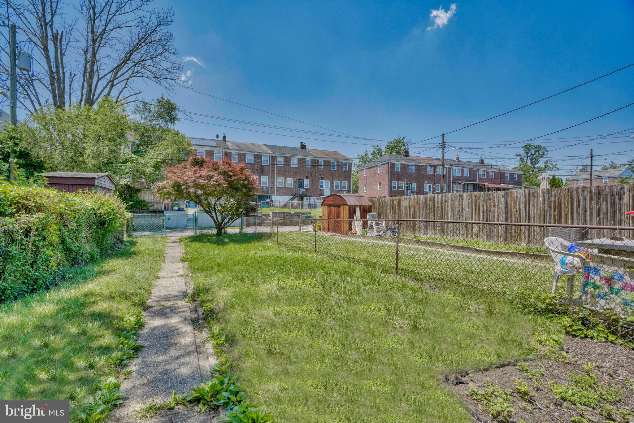 RAMBLEWOOD - Residential