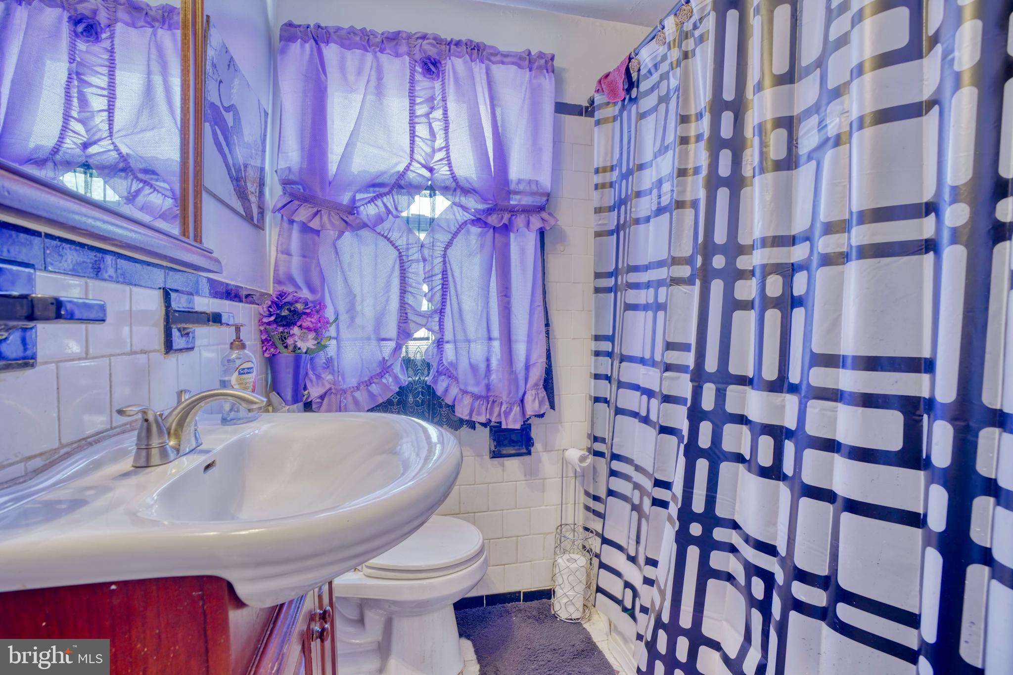 RAMBLEWOOD - Residential