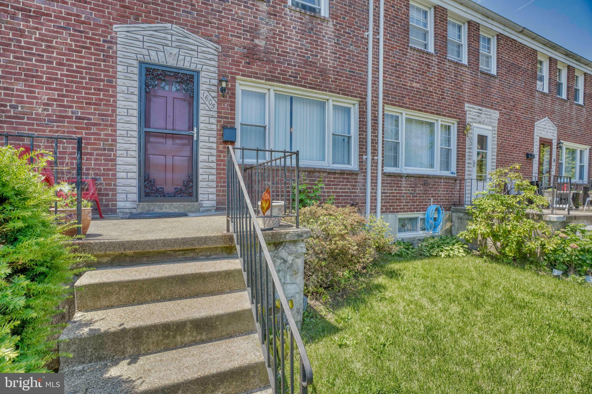 RAMBLEWOOD - Residential