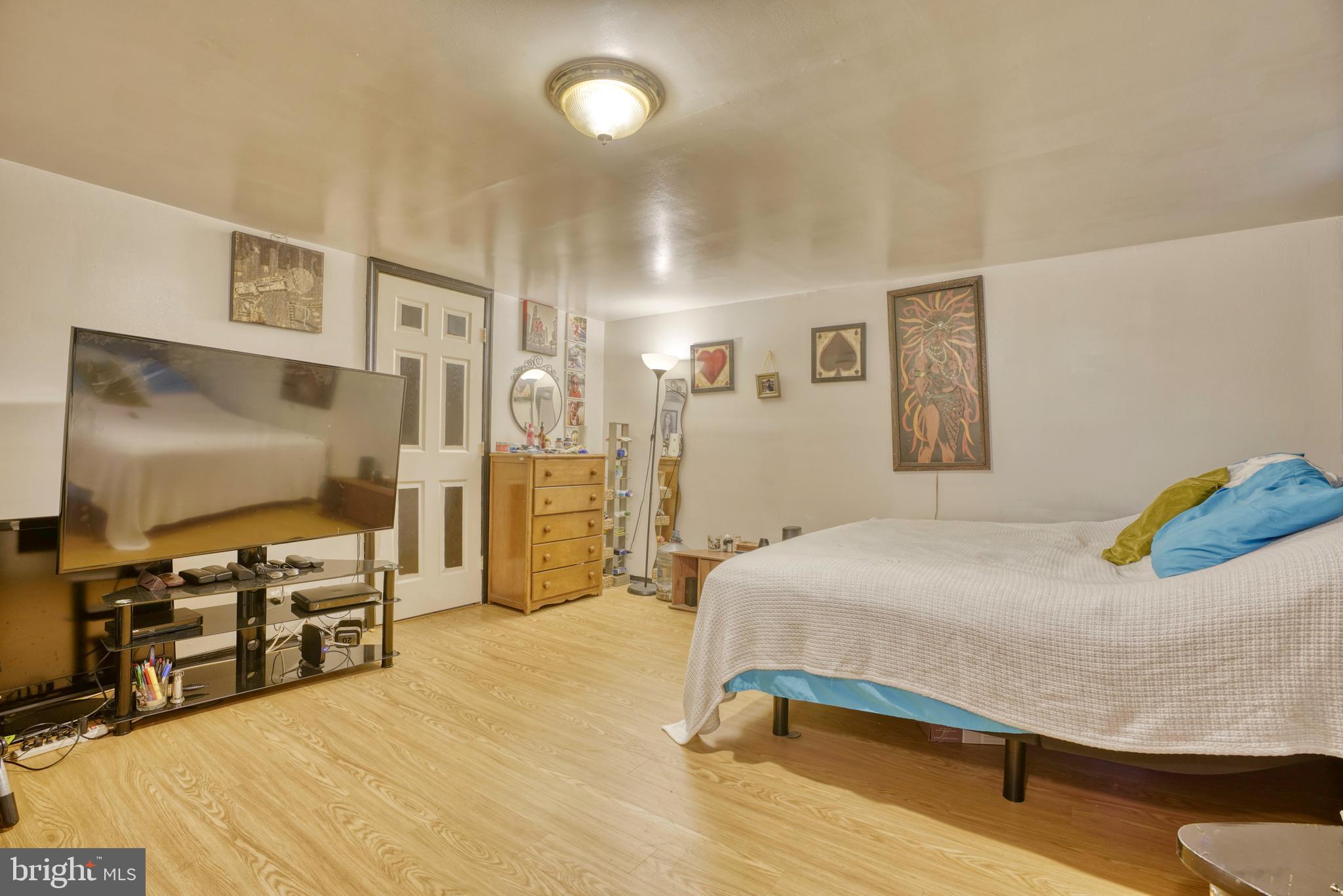 RAMBLEWOOD - Residential