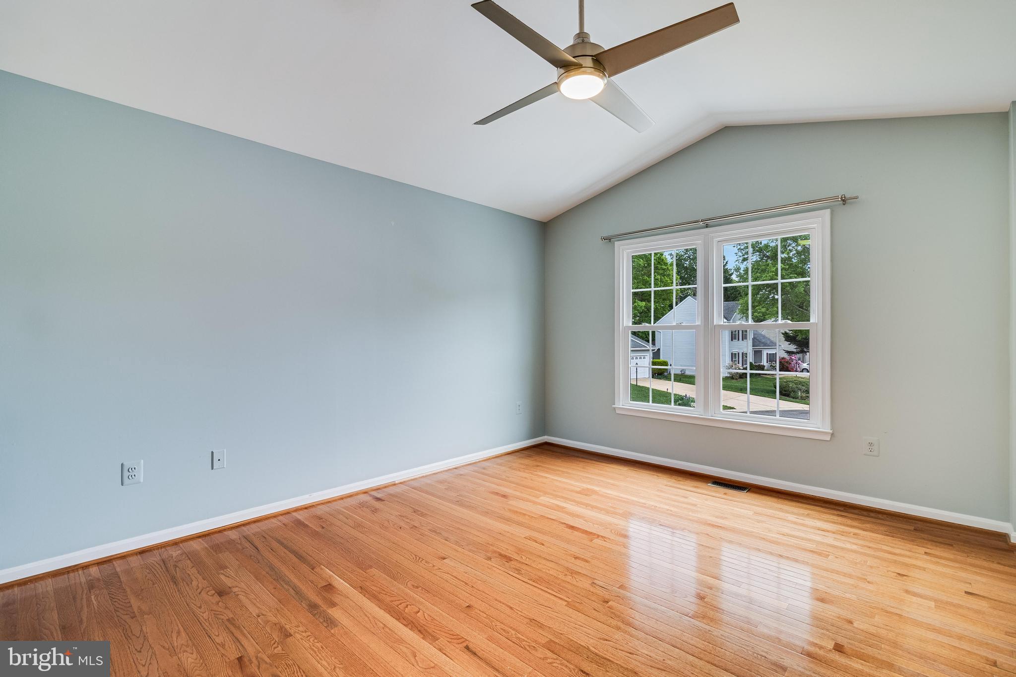 DORCHESTER - ST. CHARLES - Residential Lease