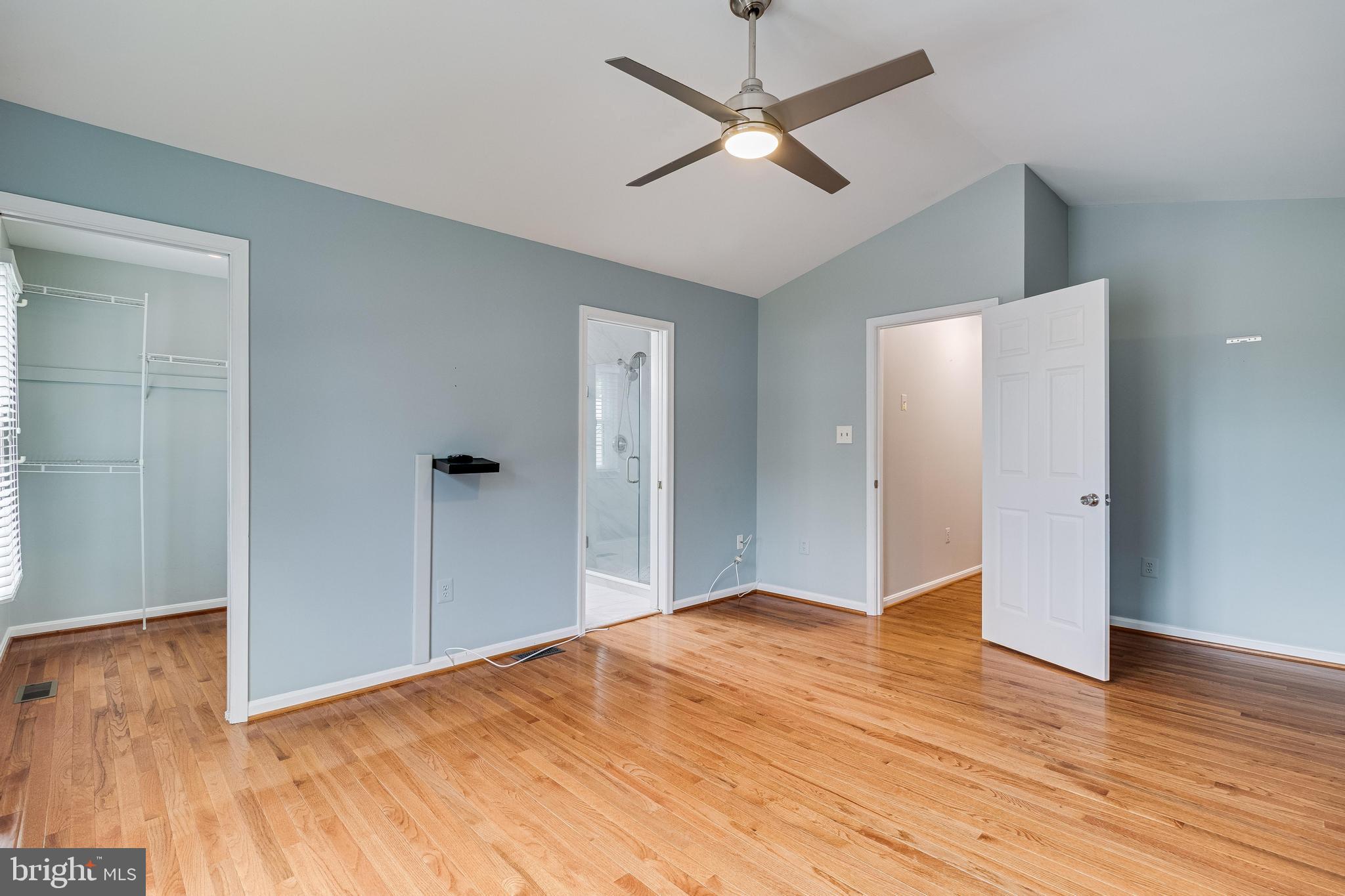 DORCHESTER - ST. CHARLES - Residential Lease