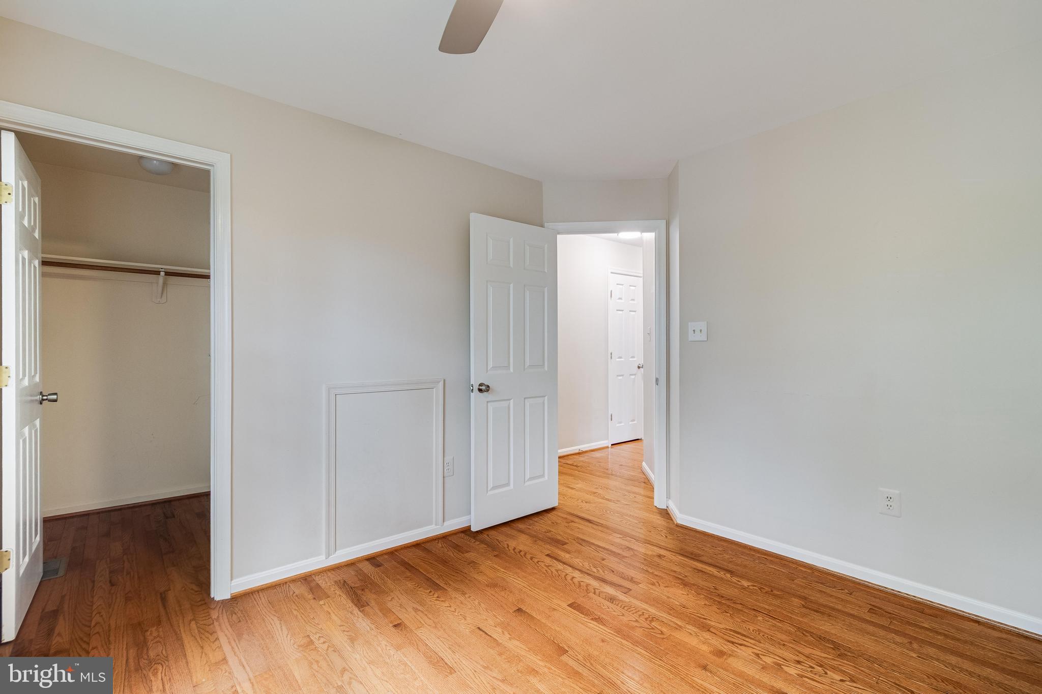 DORCHESTER - ST. CHARLES - Residential Lease