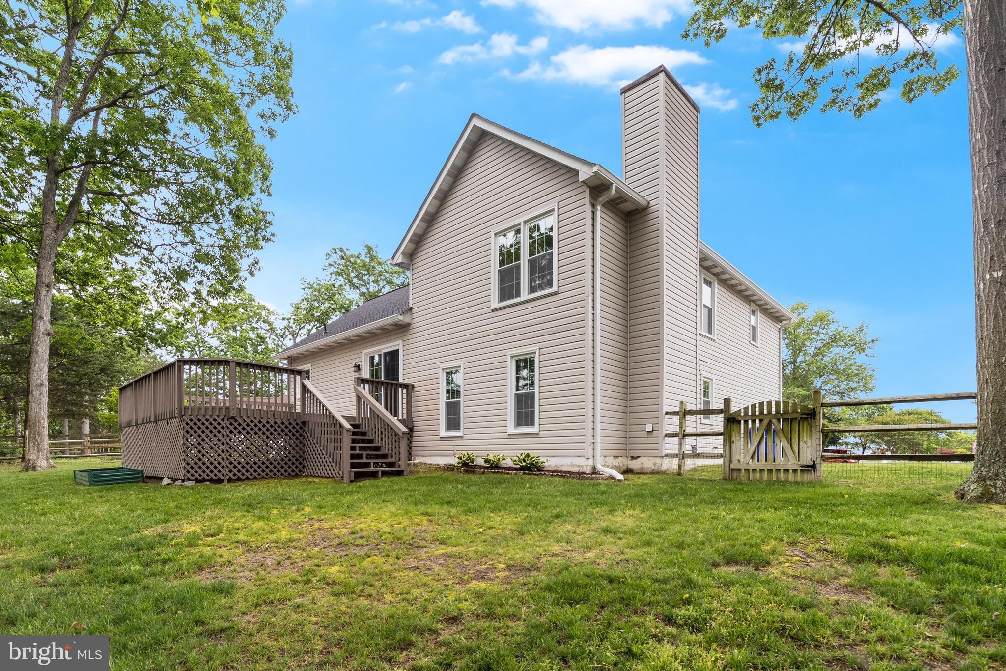 DORCHESTER - ST. CHARLES - Residential Lease