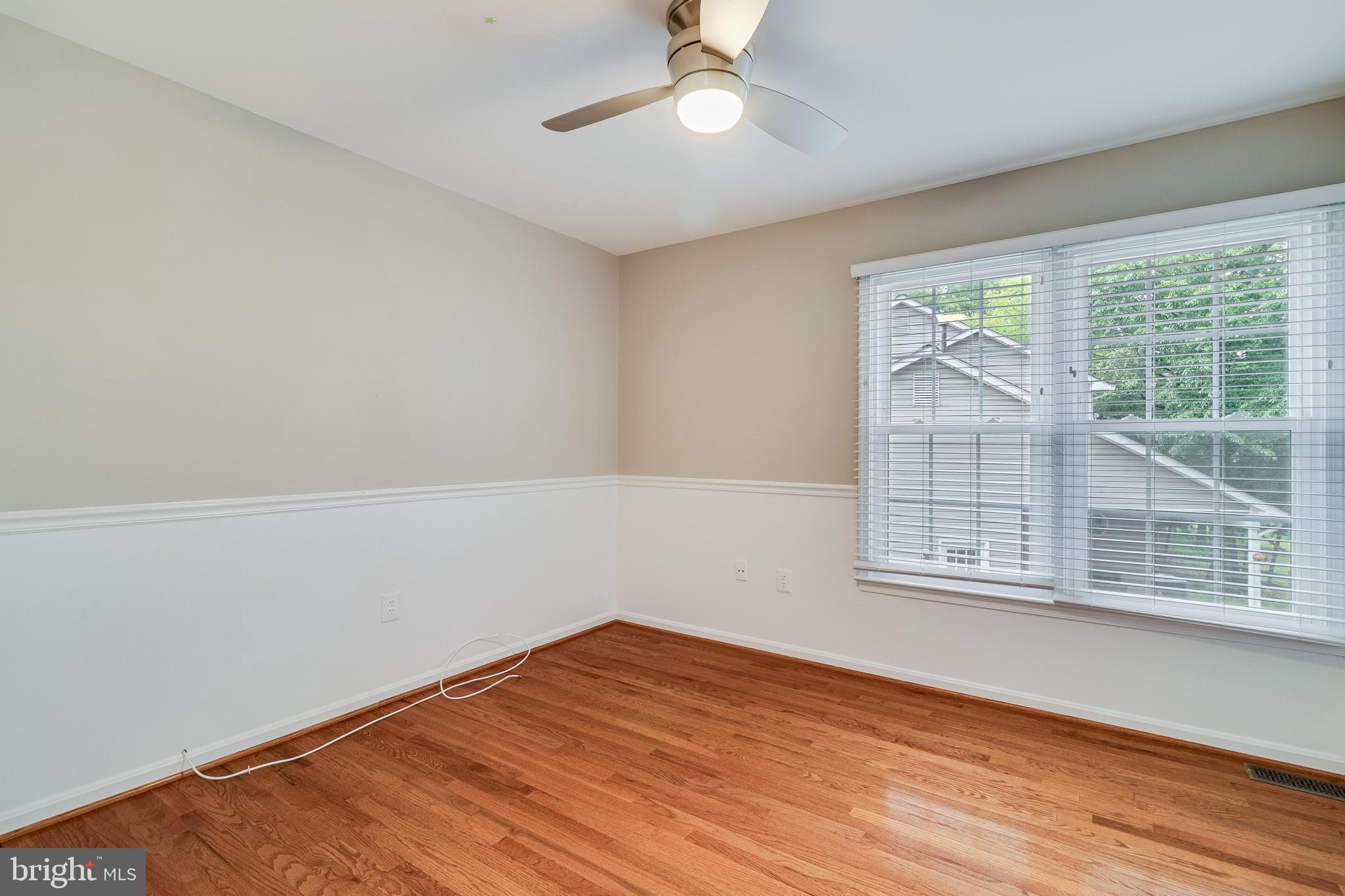 DORCHESTER - ST. CHARLES - Residential Lease