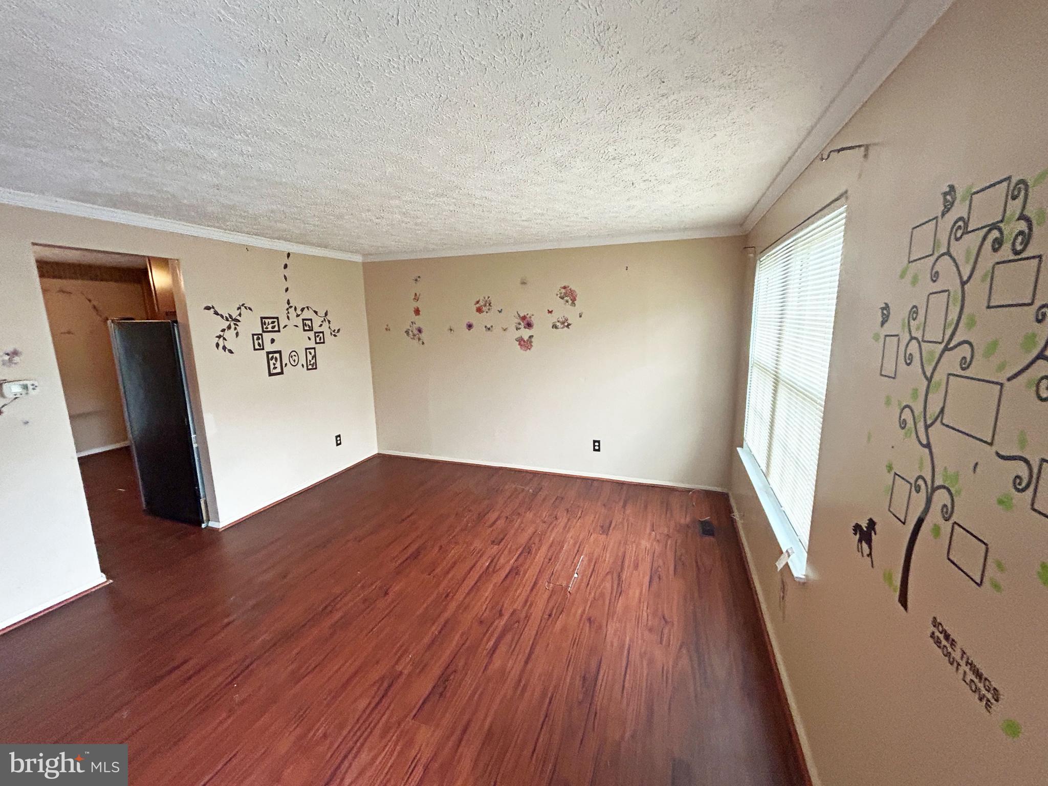 404 LIBERTY COURT