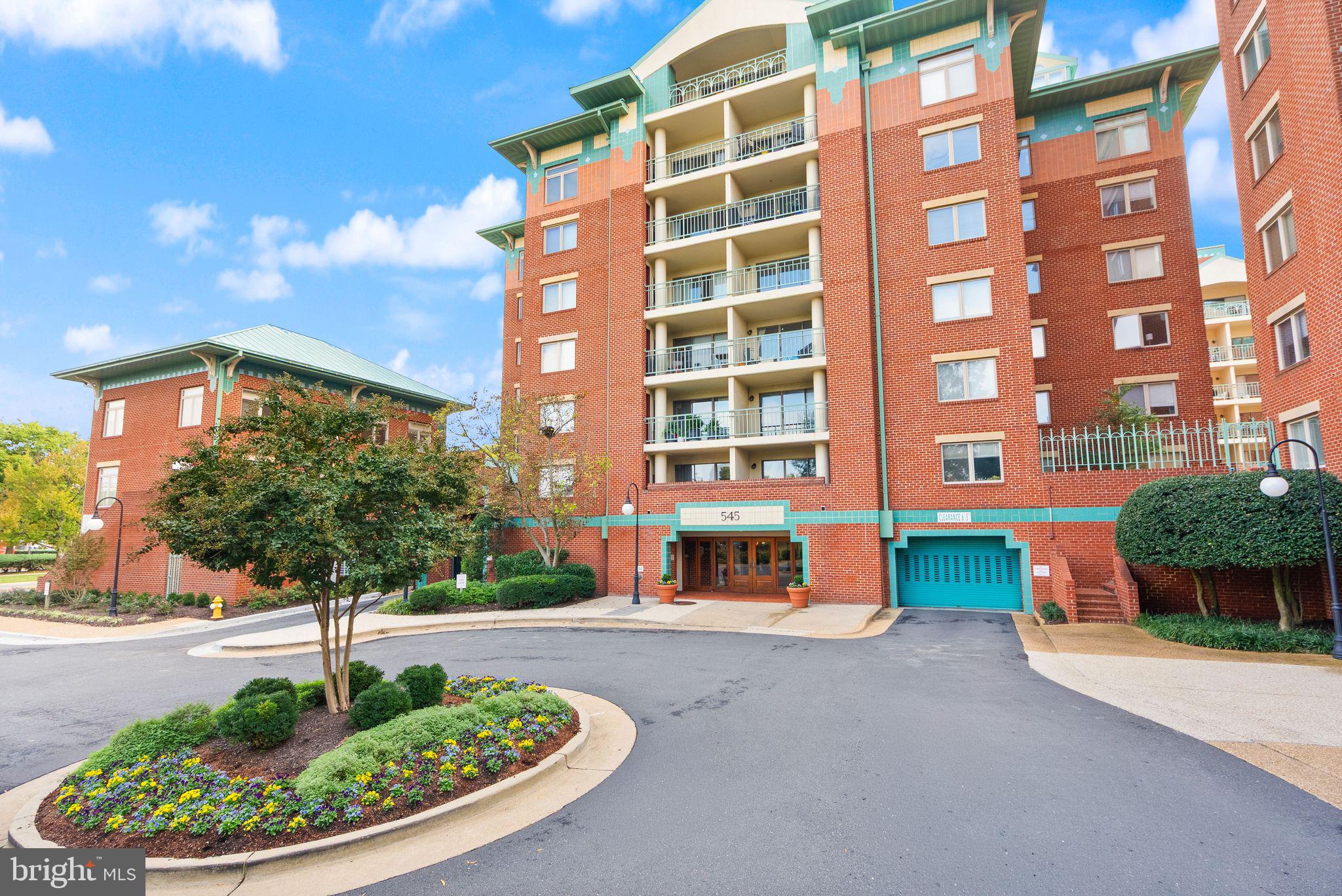 545 BRADDOCK ROAD E 204
