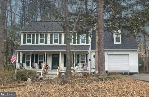 Photo of 5124 Cane Mill Lane, NORTH CHESTERFIELD, VA 23224 (MLS # VACF2001428)