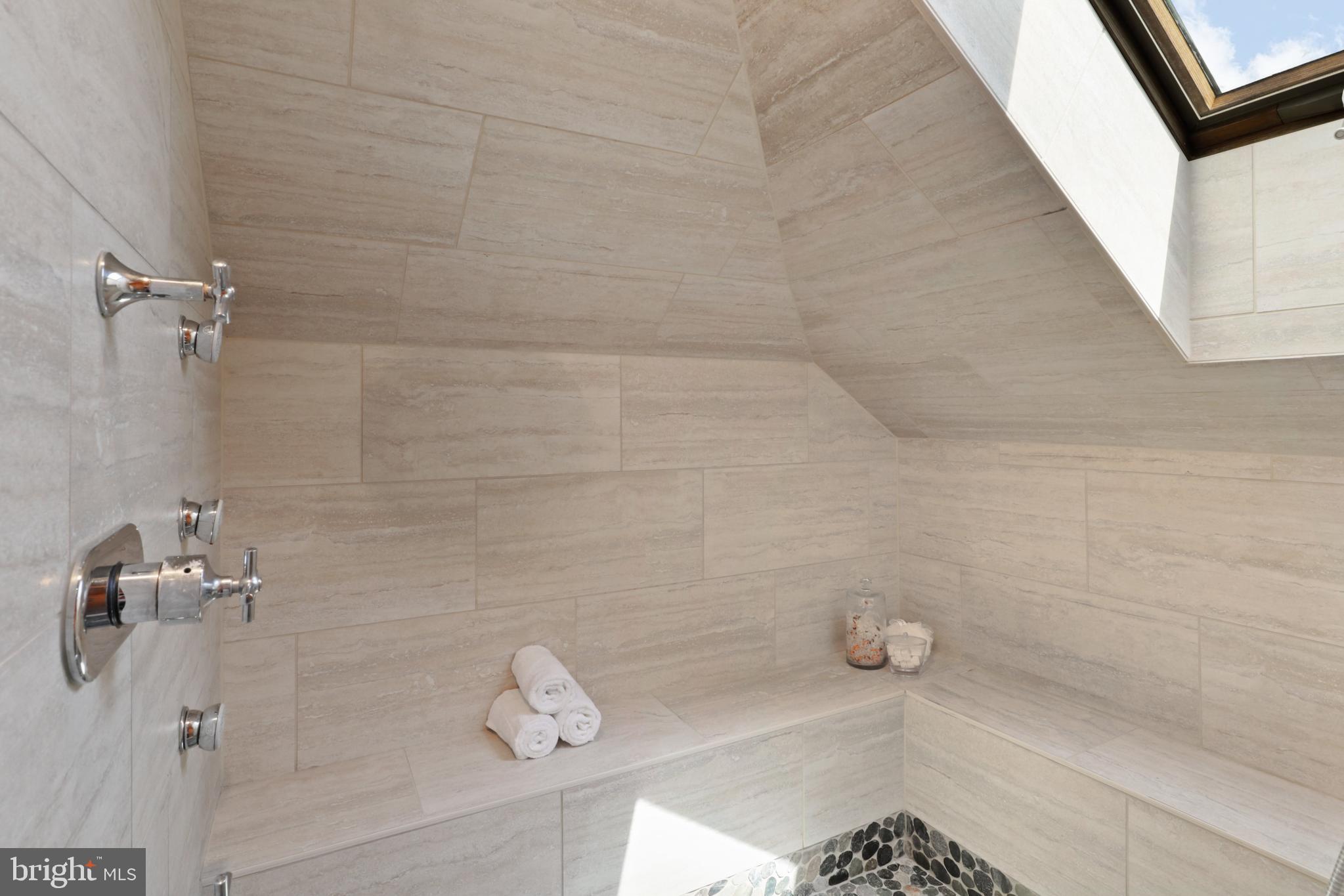 CHERRYDALE - Residential