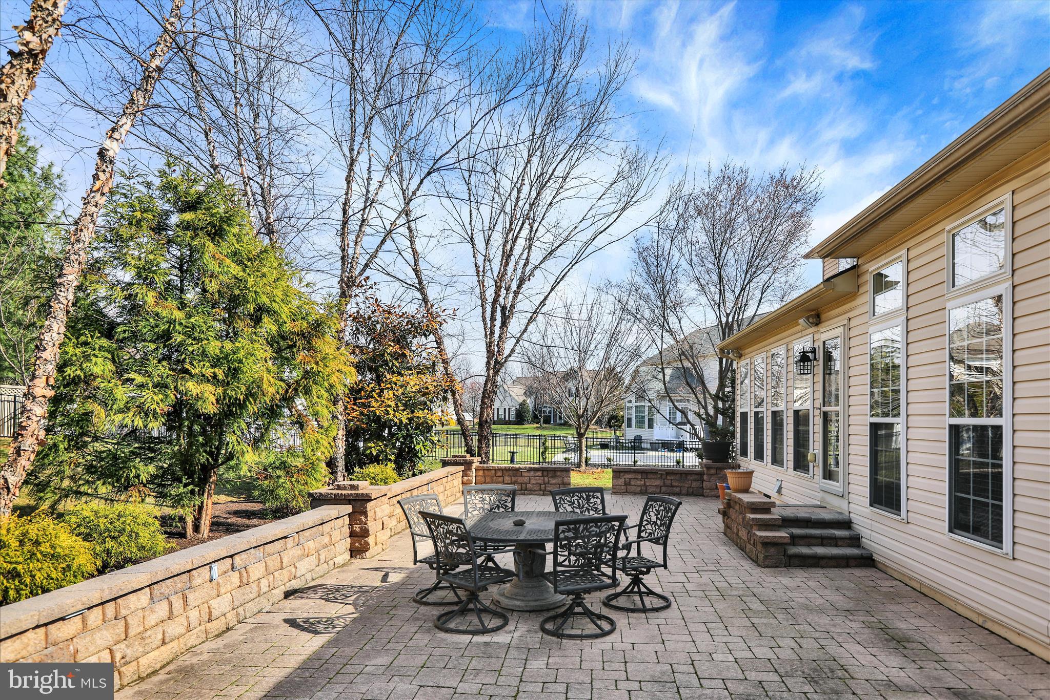 BROOKFIELD MANOR - Residential