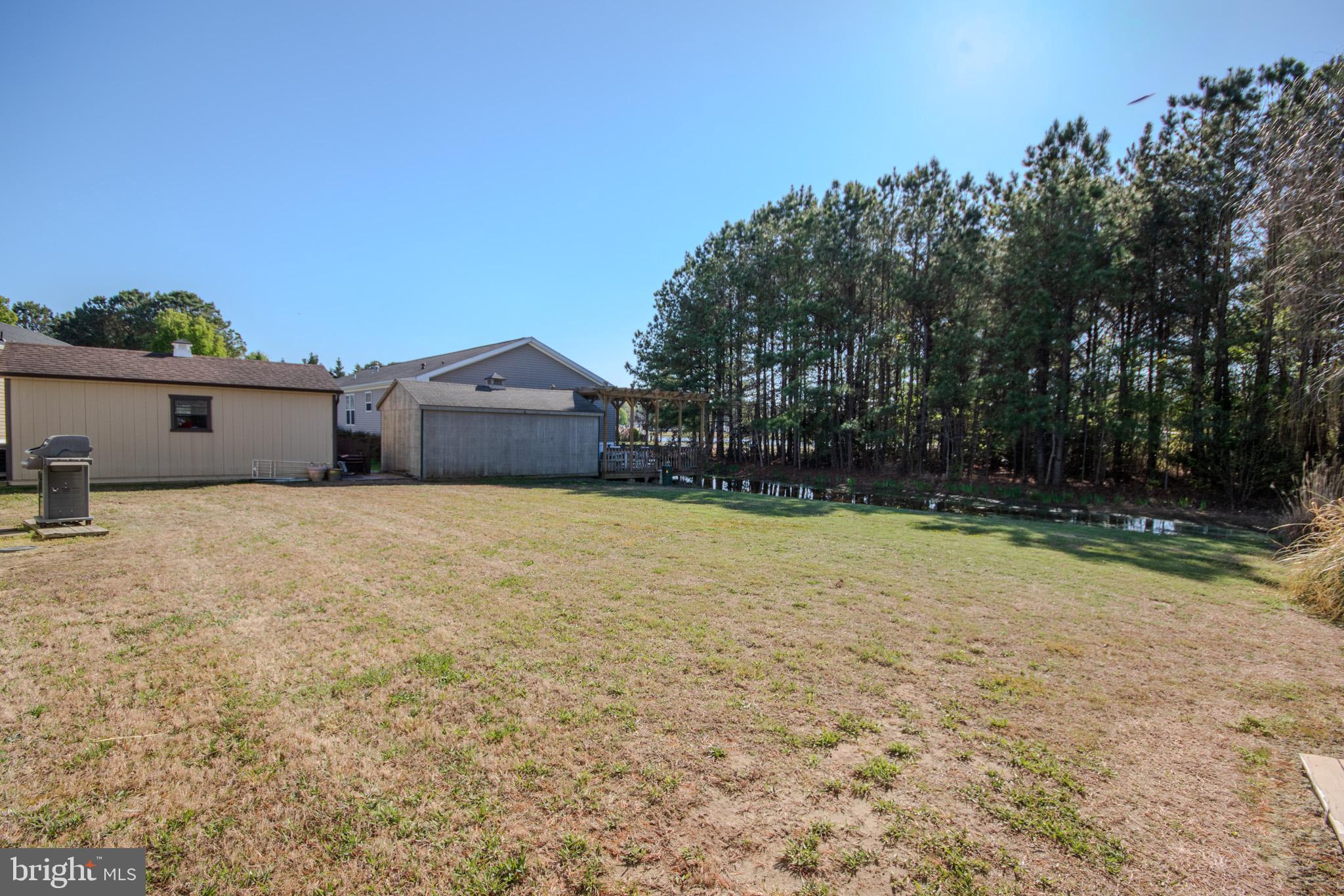 HEBRON WOODS - Residential