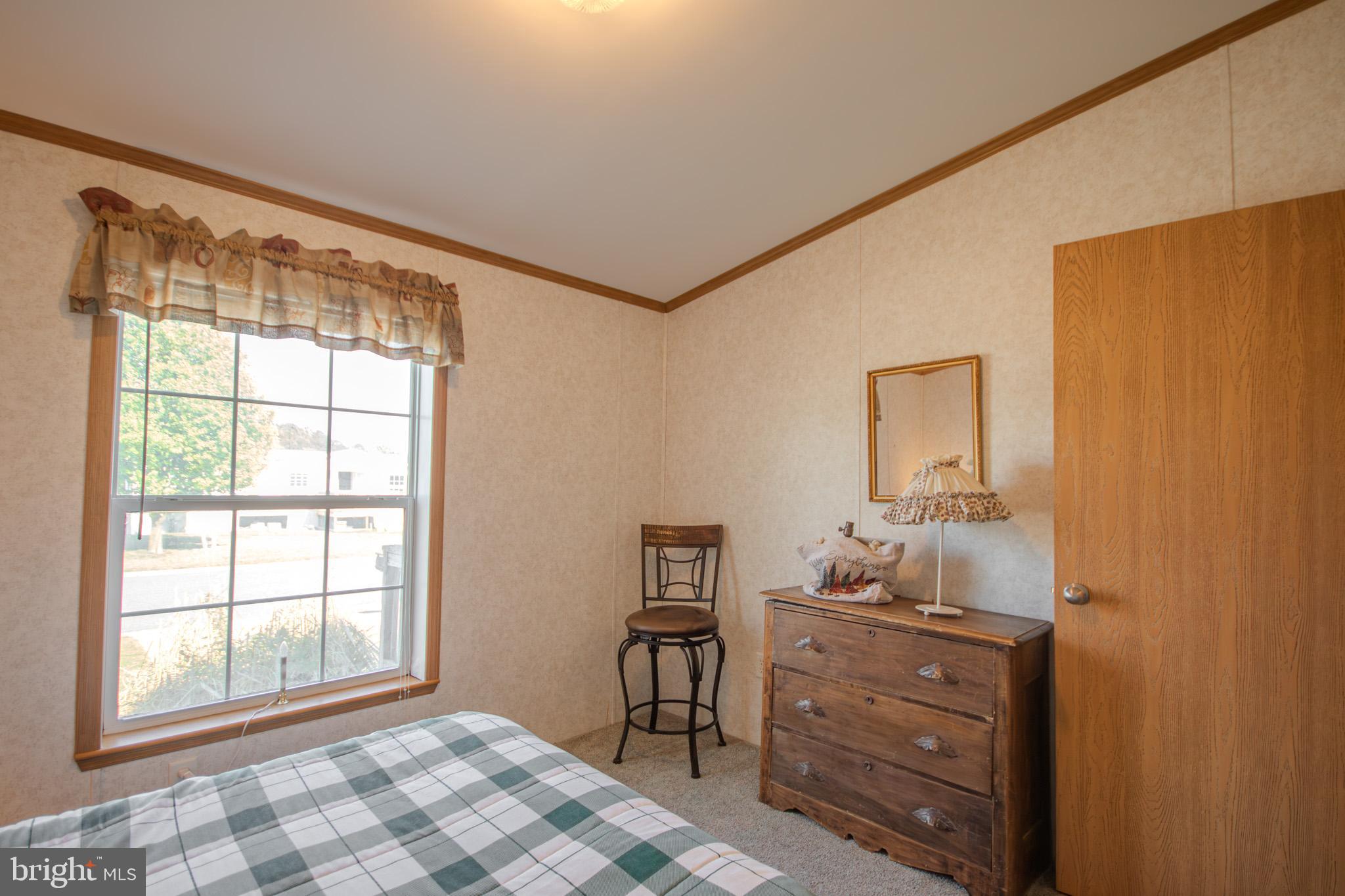 HEBRON WOODS - Residential