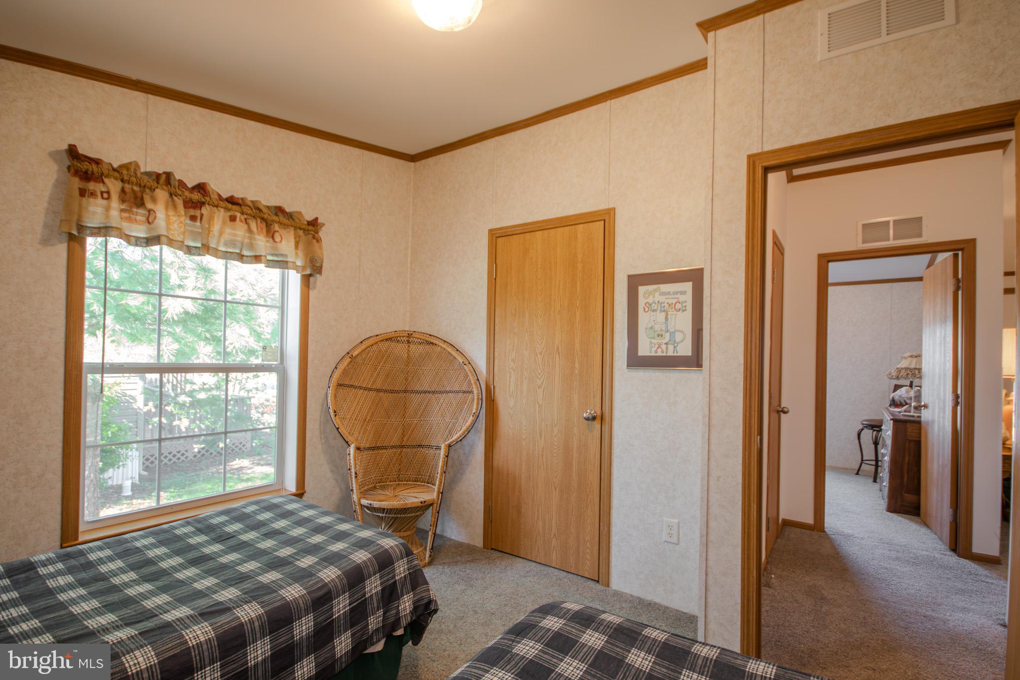 HEBRON WOODS - Residential