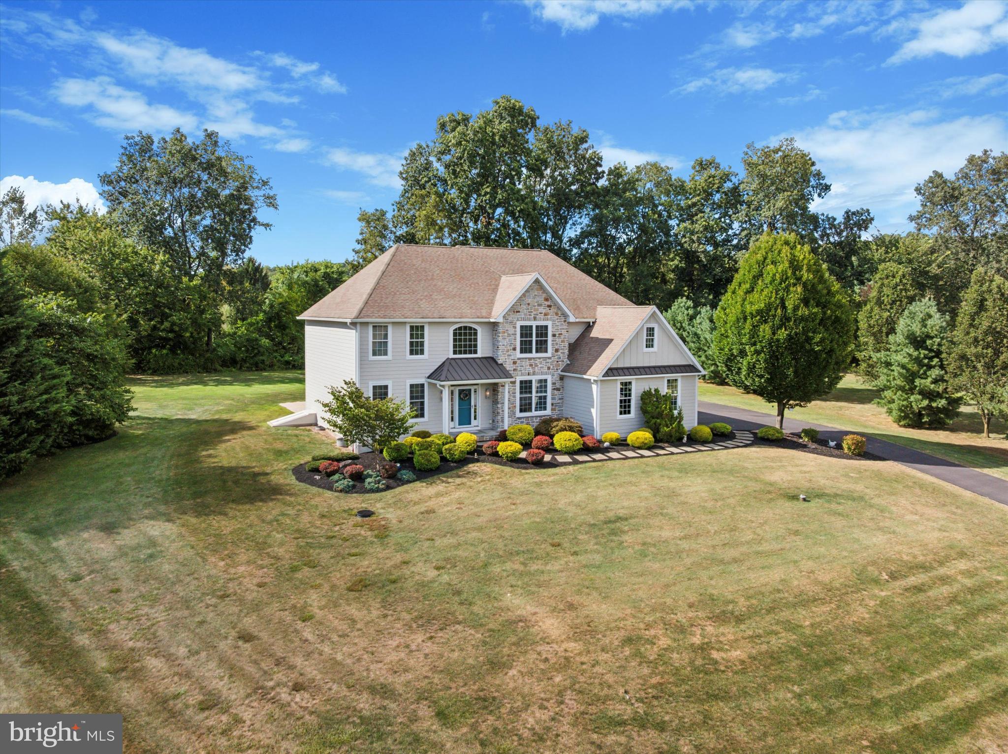 150 HORSESHOE LANE