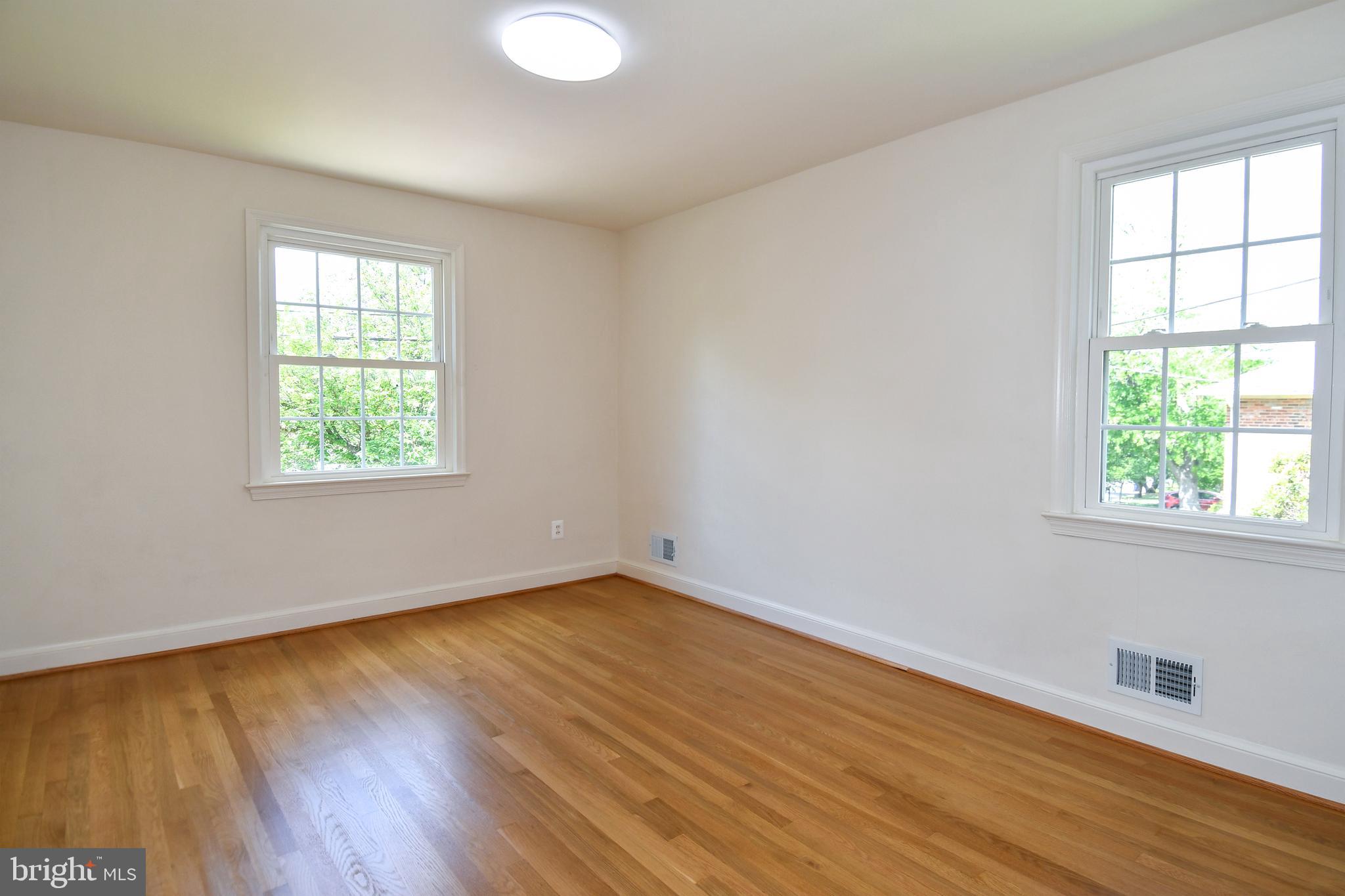 KENWOOD PARK - Residential