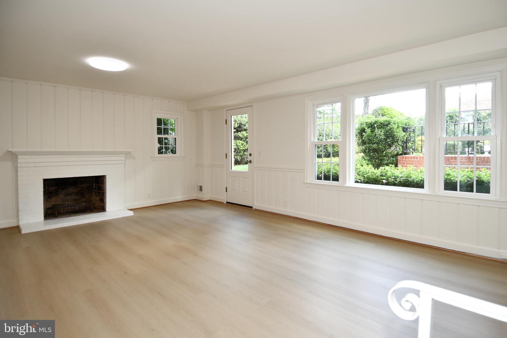 KENWOOD PARK - Residential