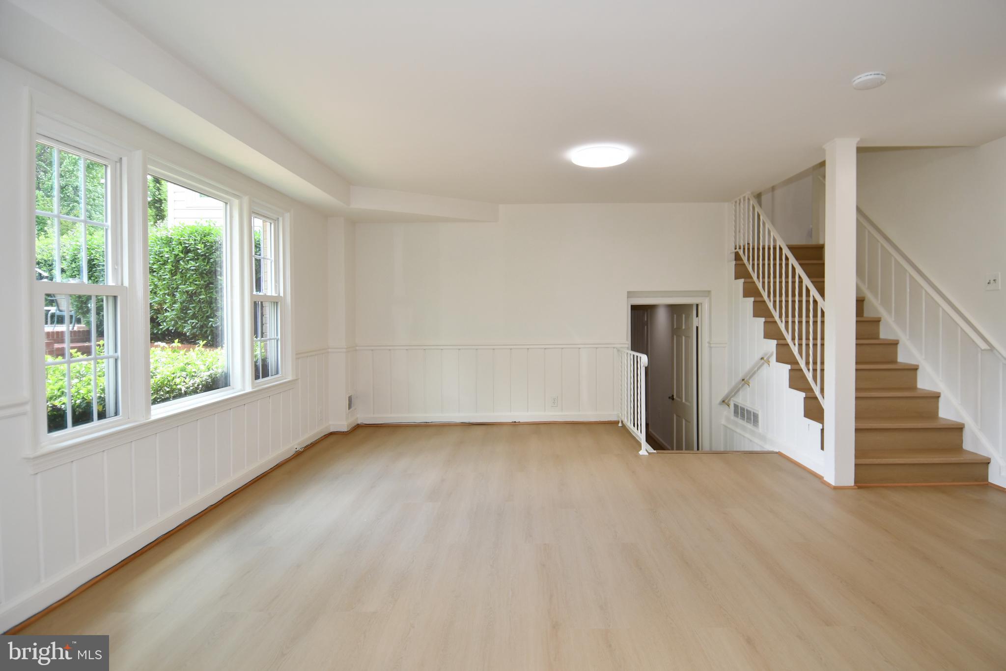 KENWOOD PARK - Residential