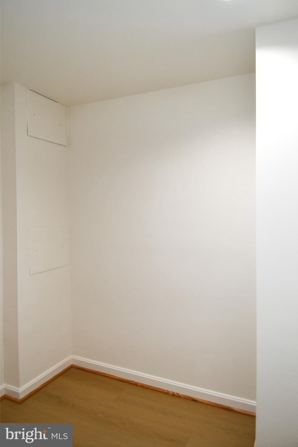 KENWOOD PARK - Residential