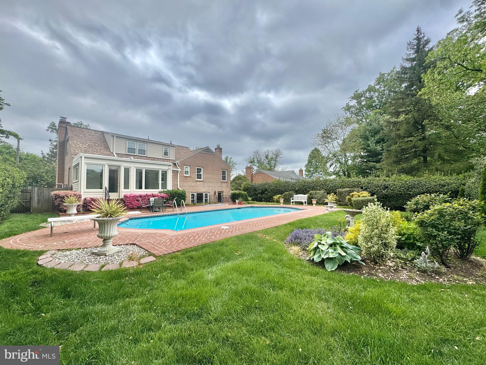 KENWOOD PARK - Residential