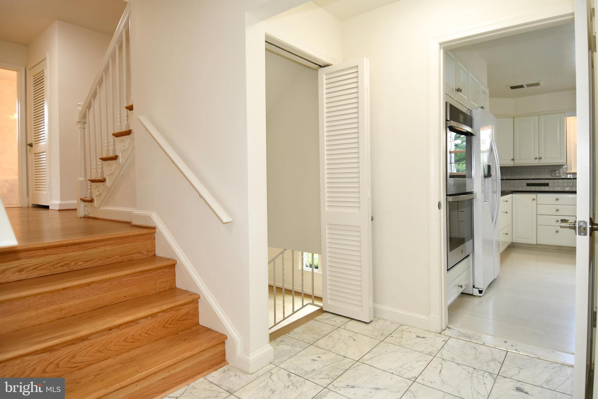 KENWOOD PARK - Residential