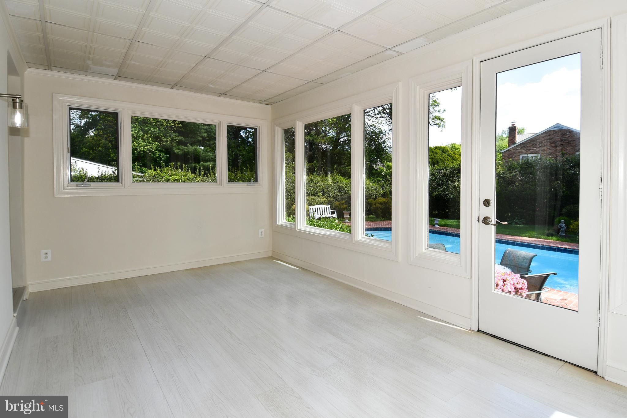 KENWOOD PARK - Residential