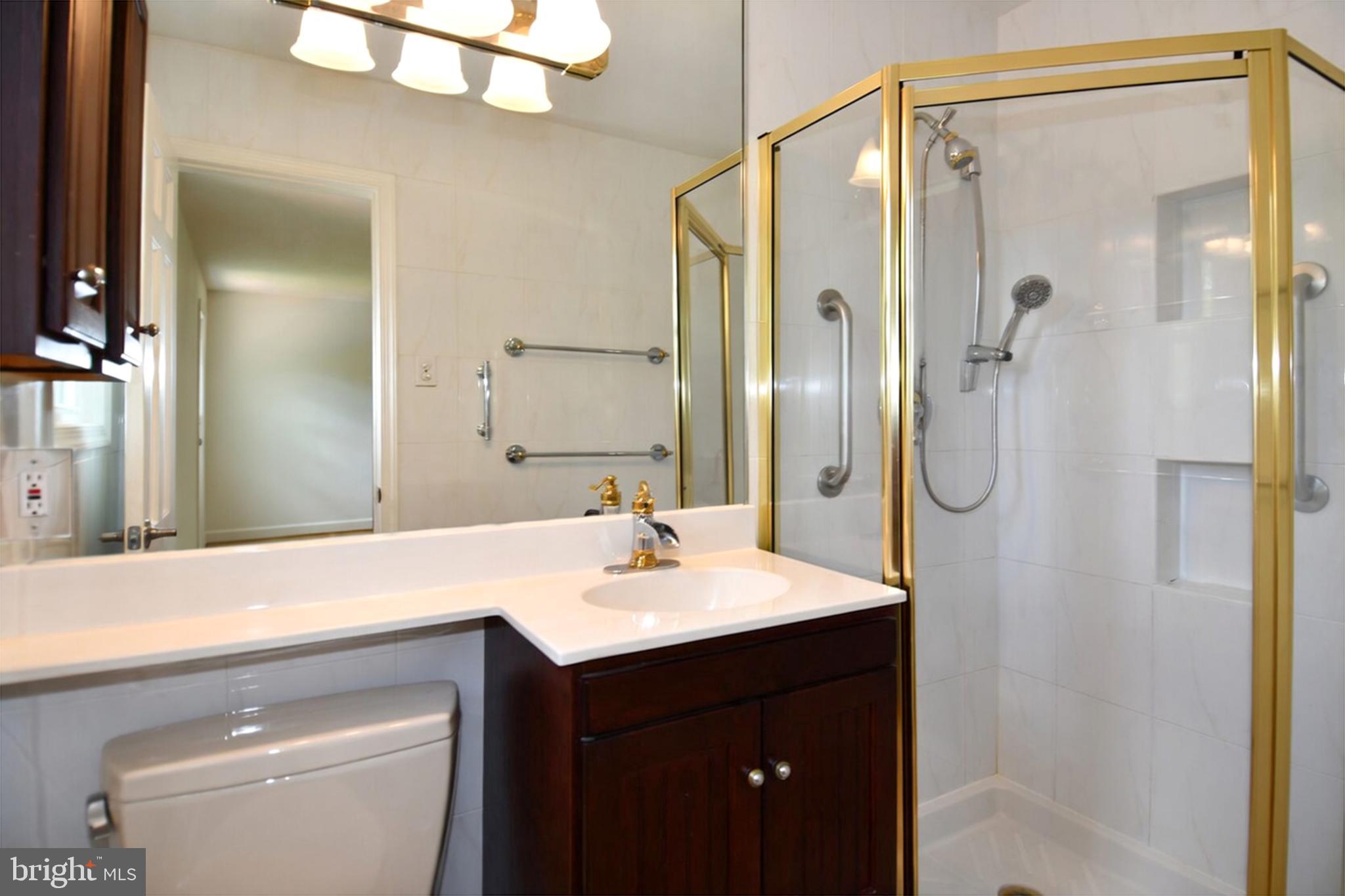 KENWOOD PARK - Residential