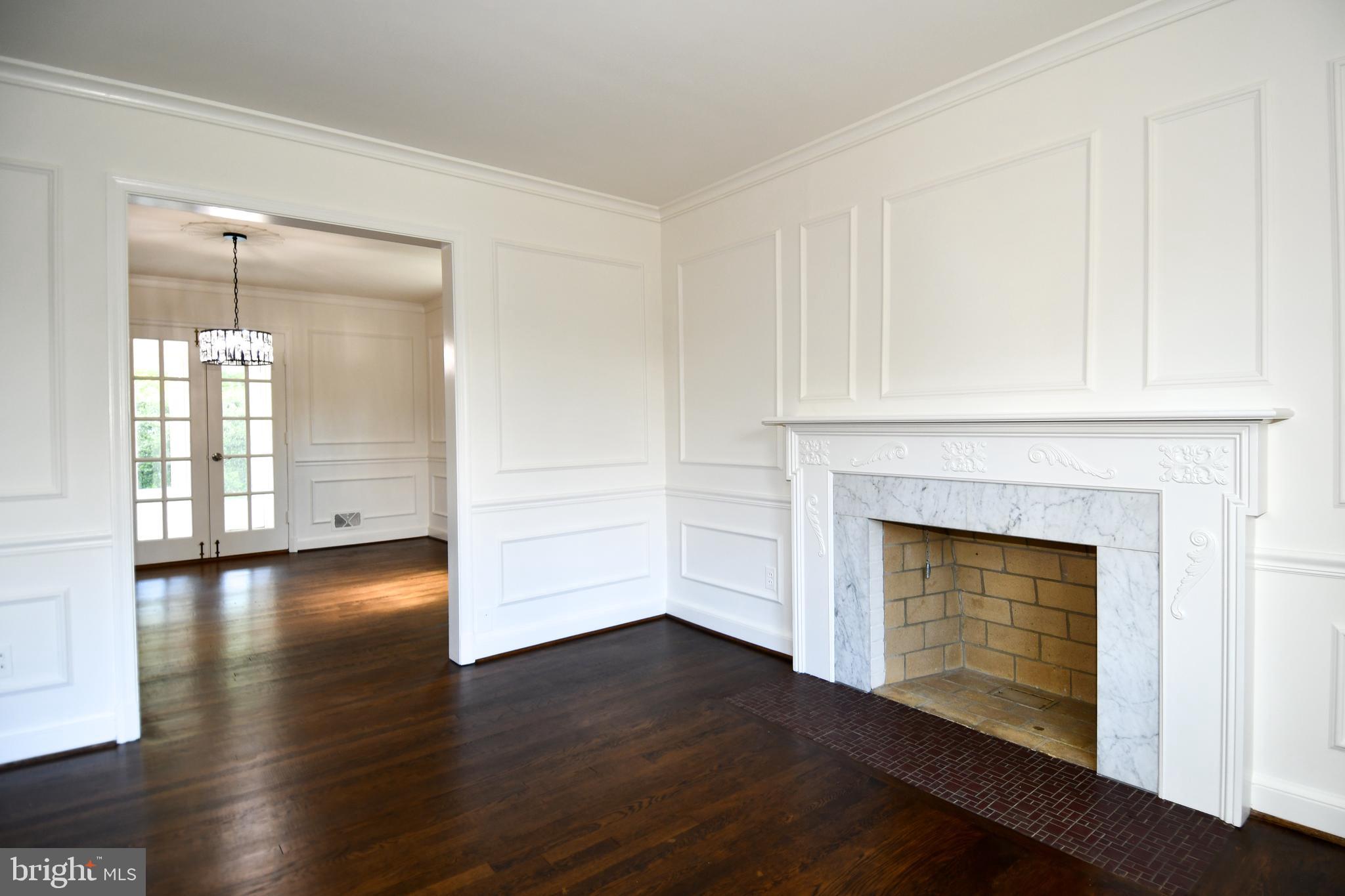 KENWOOD PARK - Residential