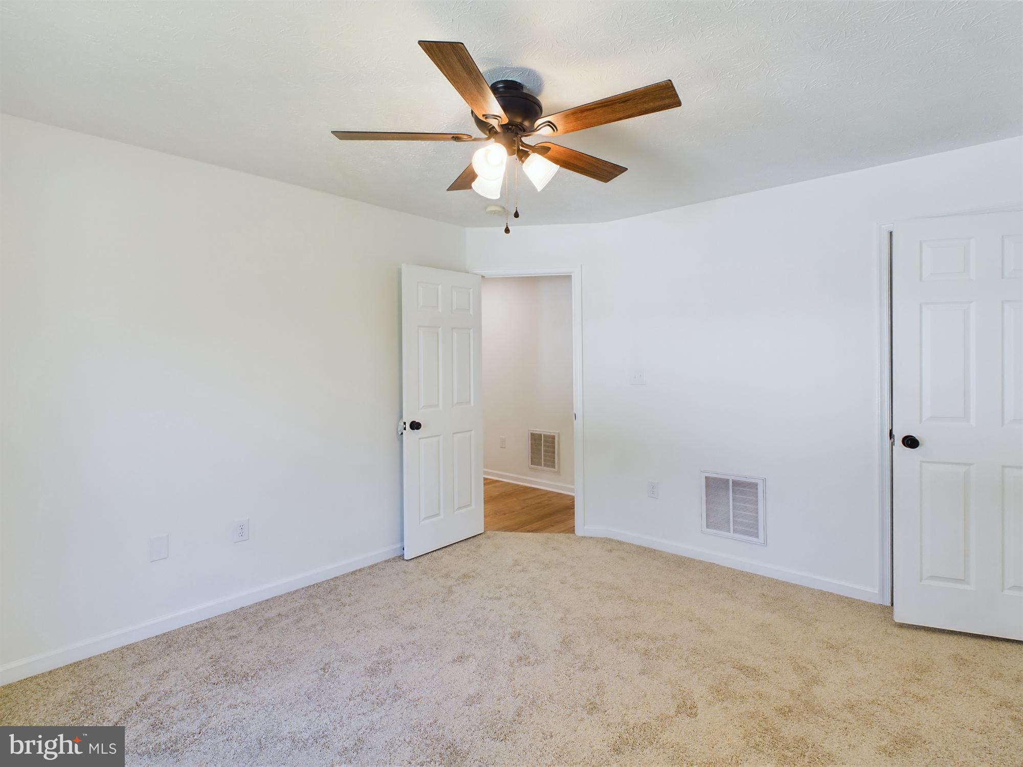 TABLER STATION MANOR - Residential