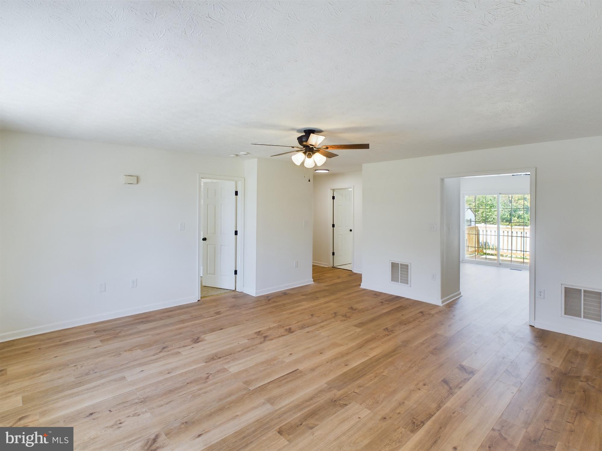 TABLER STATION MANOR - Residential