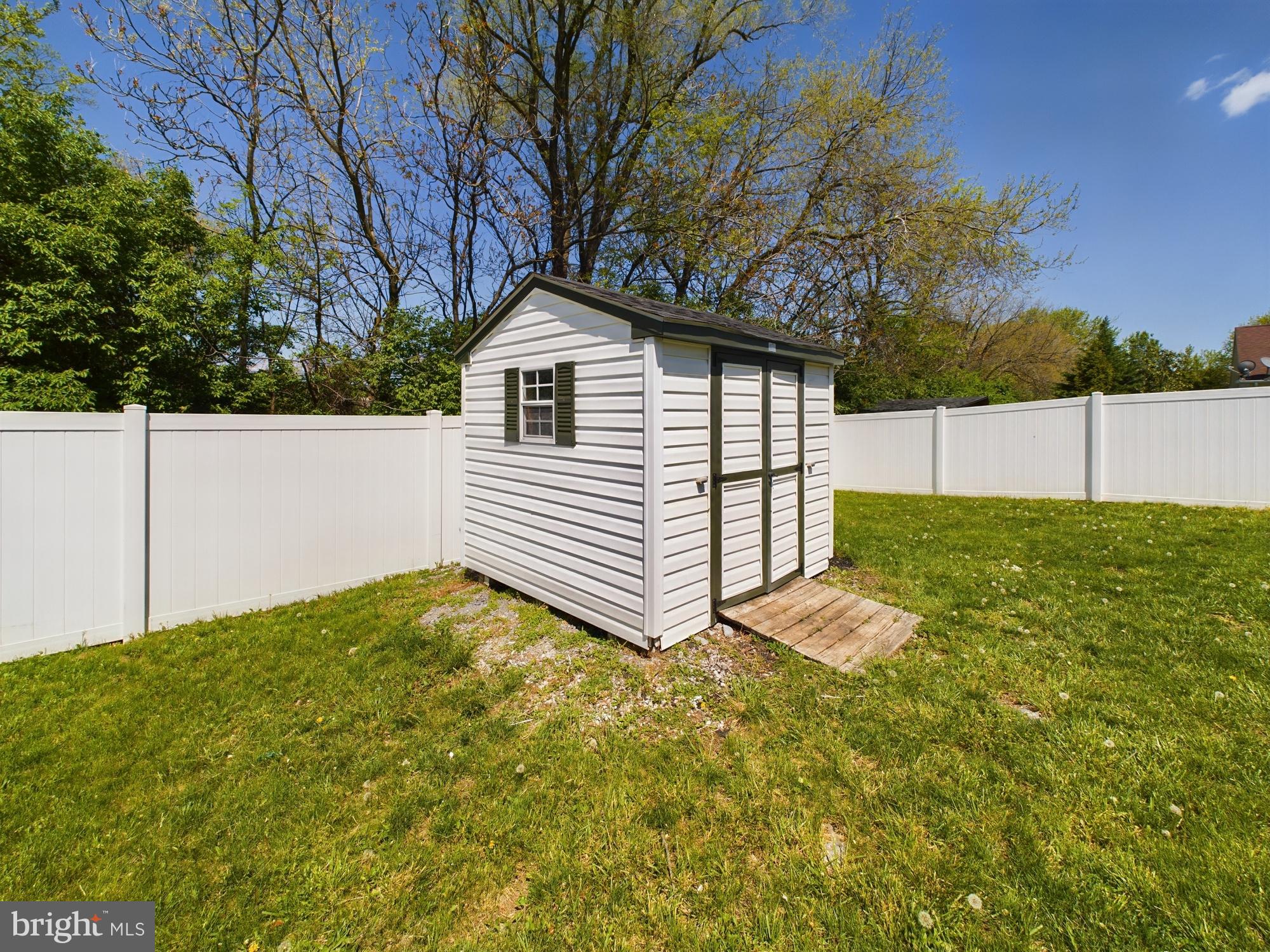 TABLER STATION MANOR - Residential