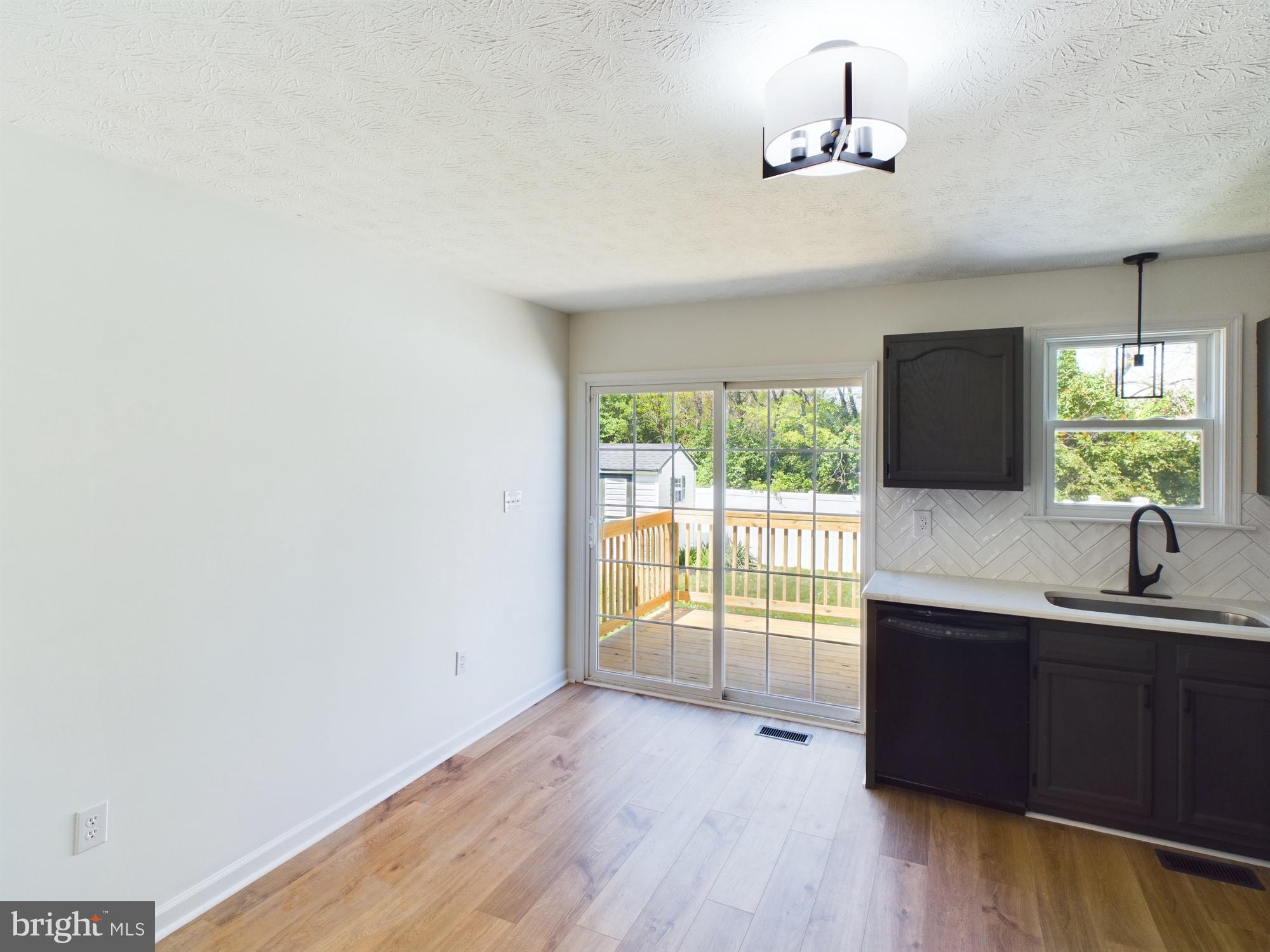 TABLER STATION MANOR - Residential