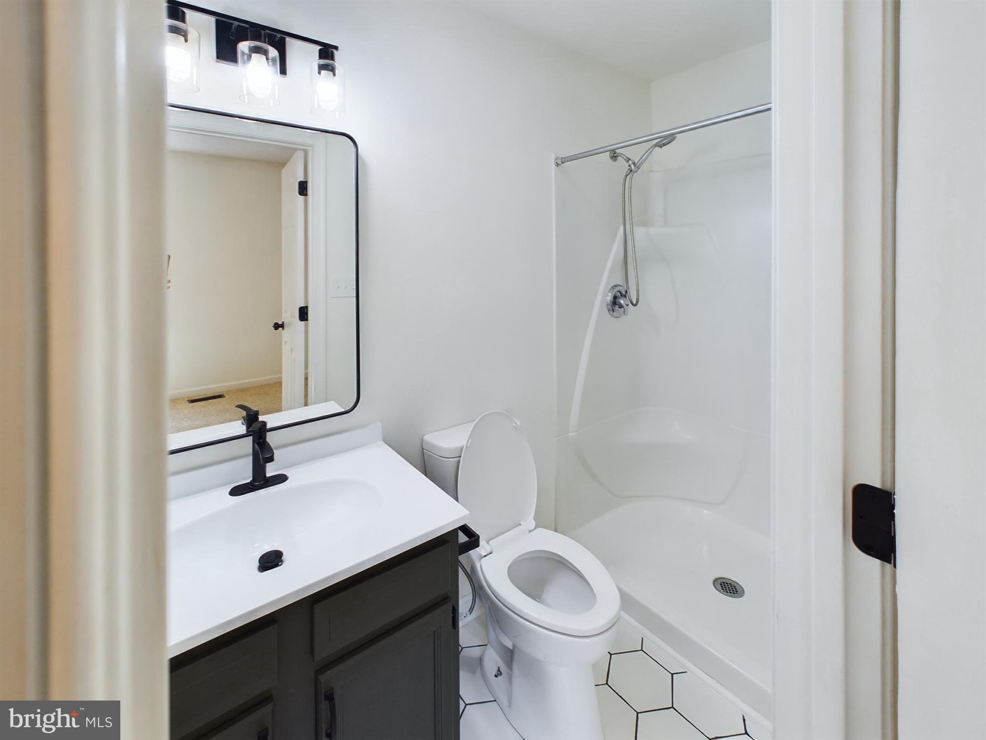 TABLER STATION MANOR - Residential