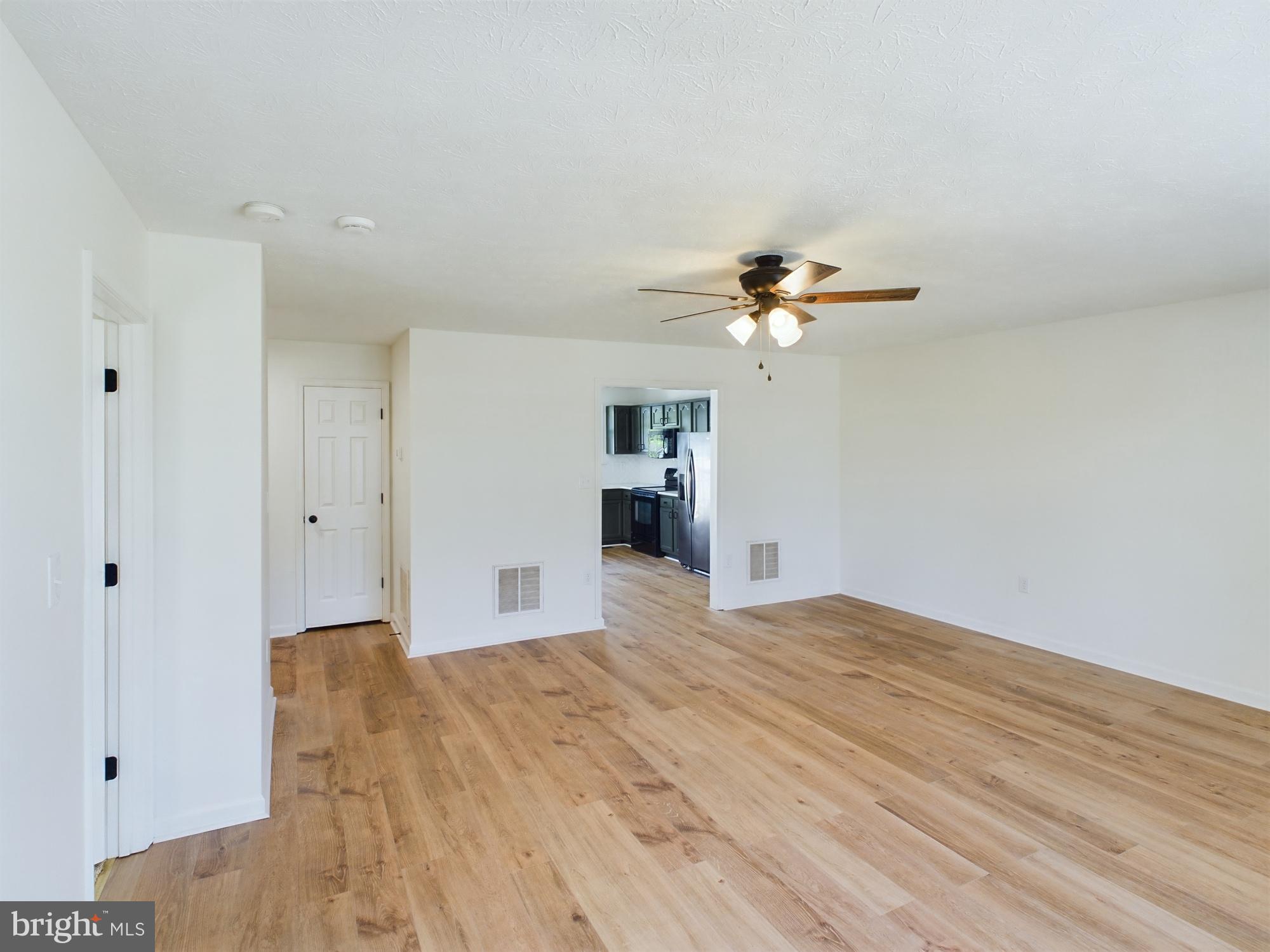 TABLER STATION MANOR - Residential