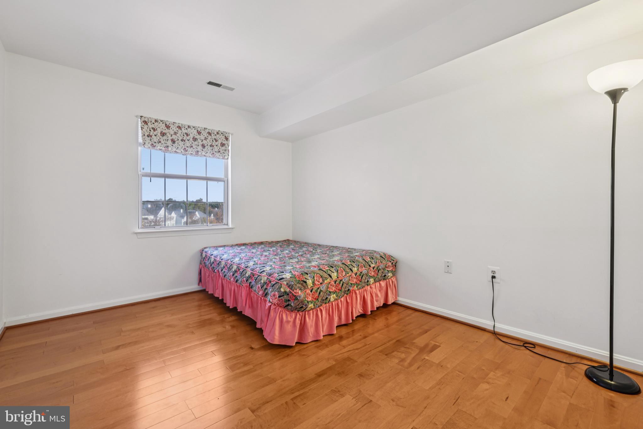 MONTGOMERY RUN - Residential