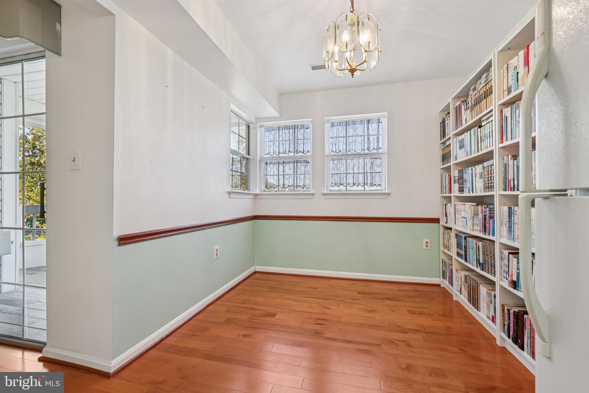 MONTGOMERY RUN - Residential