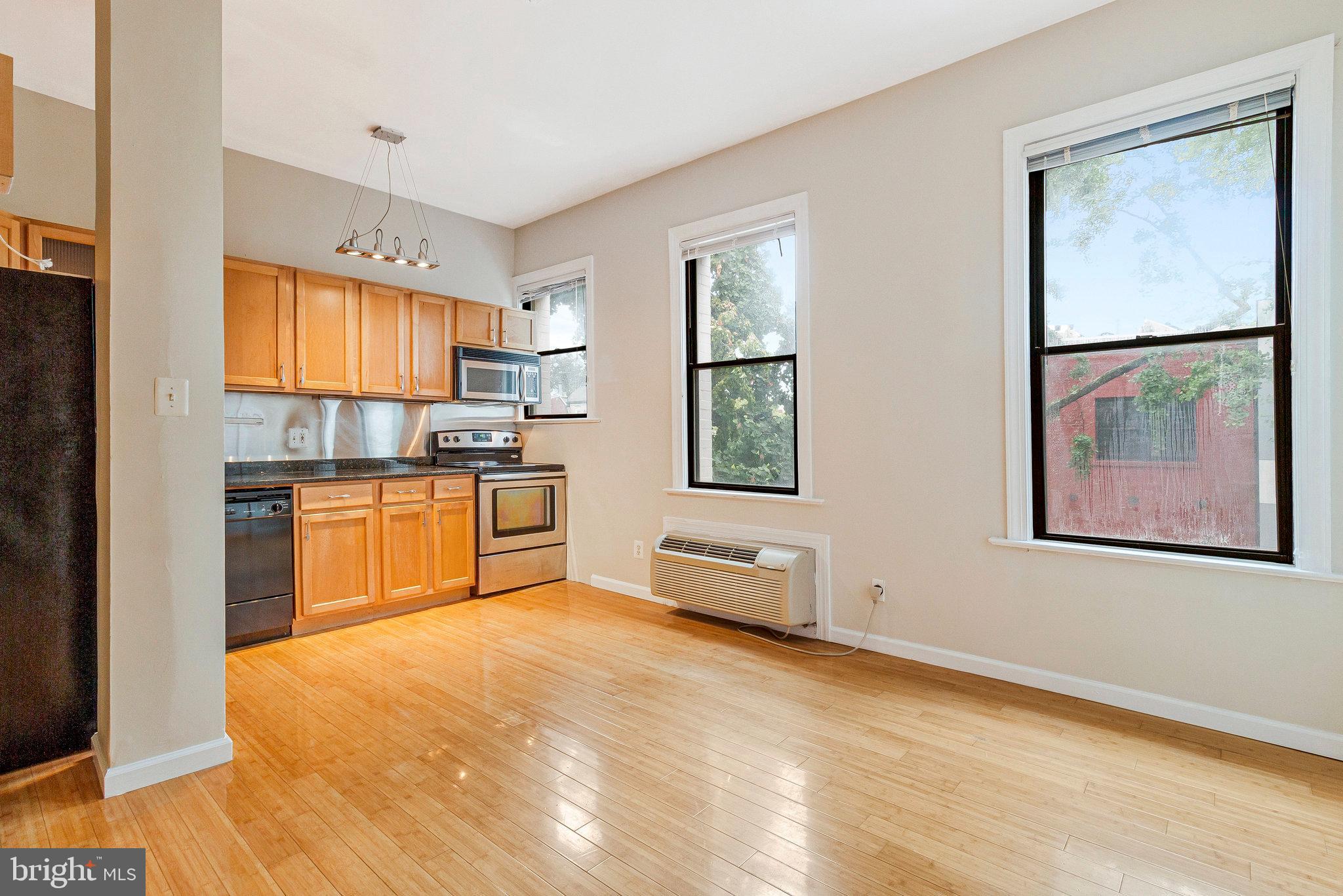 1822 NW 15TH STREET 15TH NW 202
